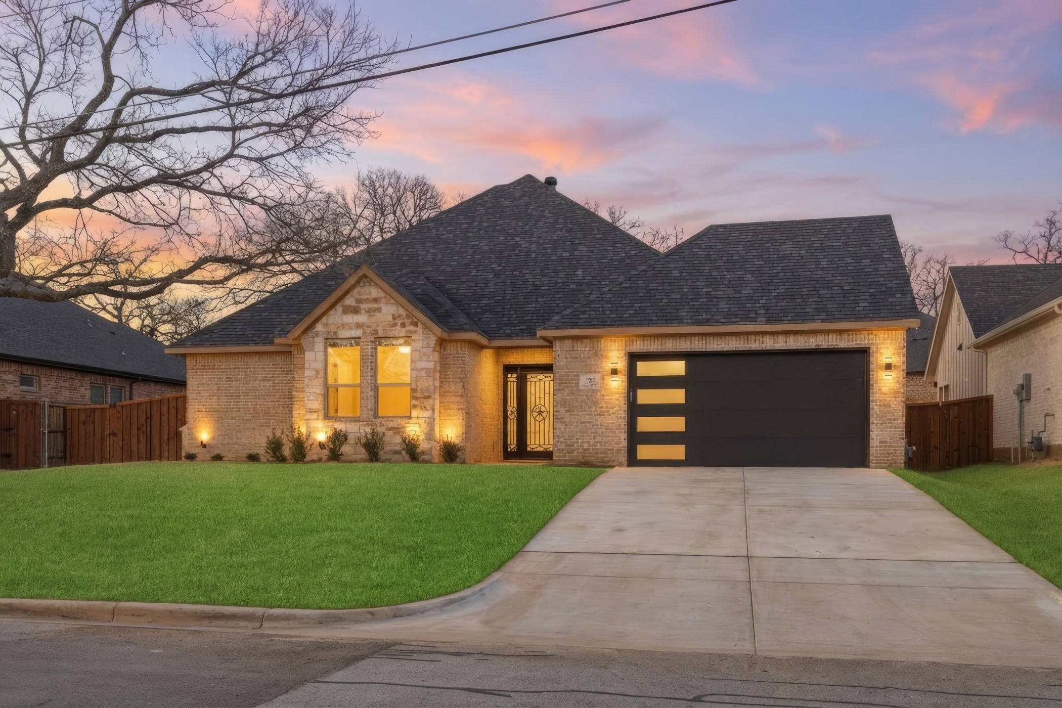 707 Ross Trail