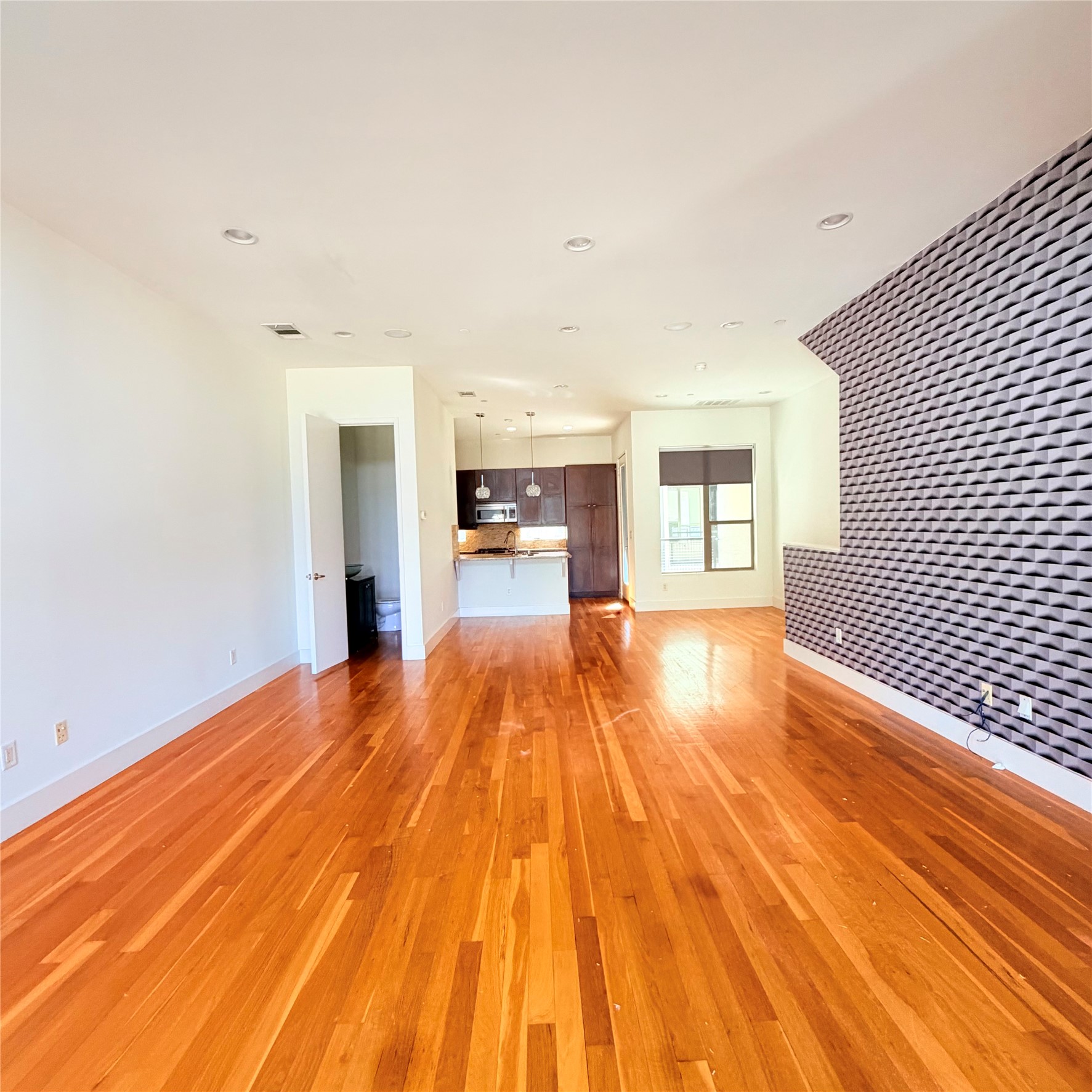 1600 N Haskell Avenue 11