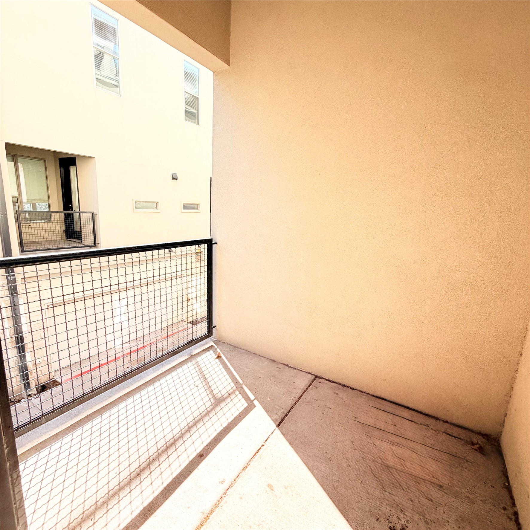 1600 N Haskell Avenue 11