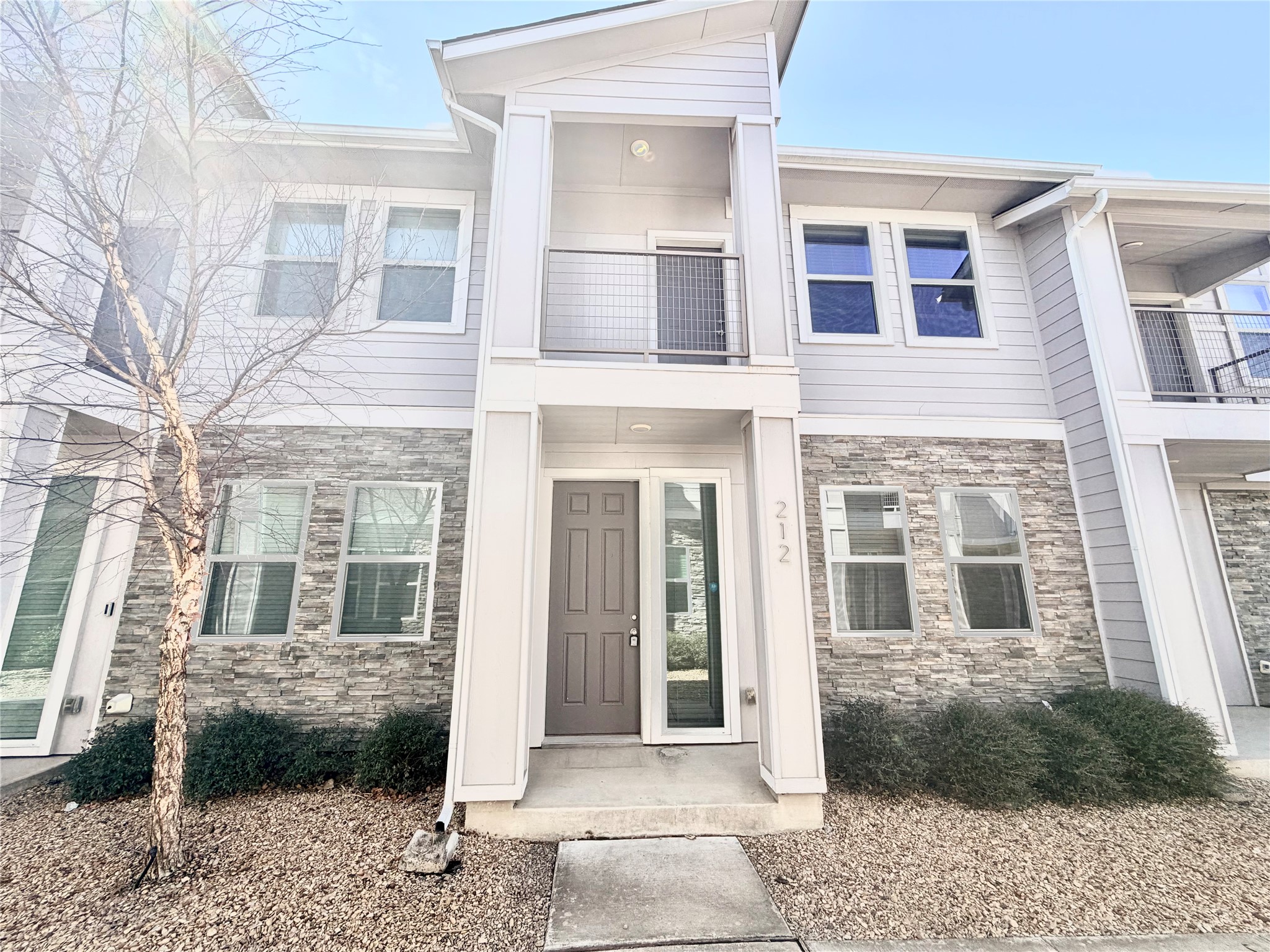 212 Stellariga Place
