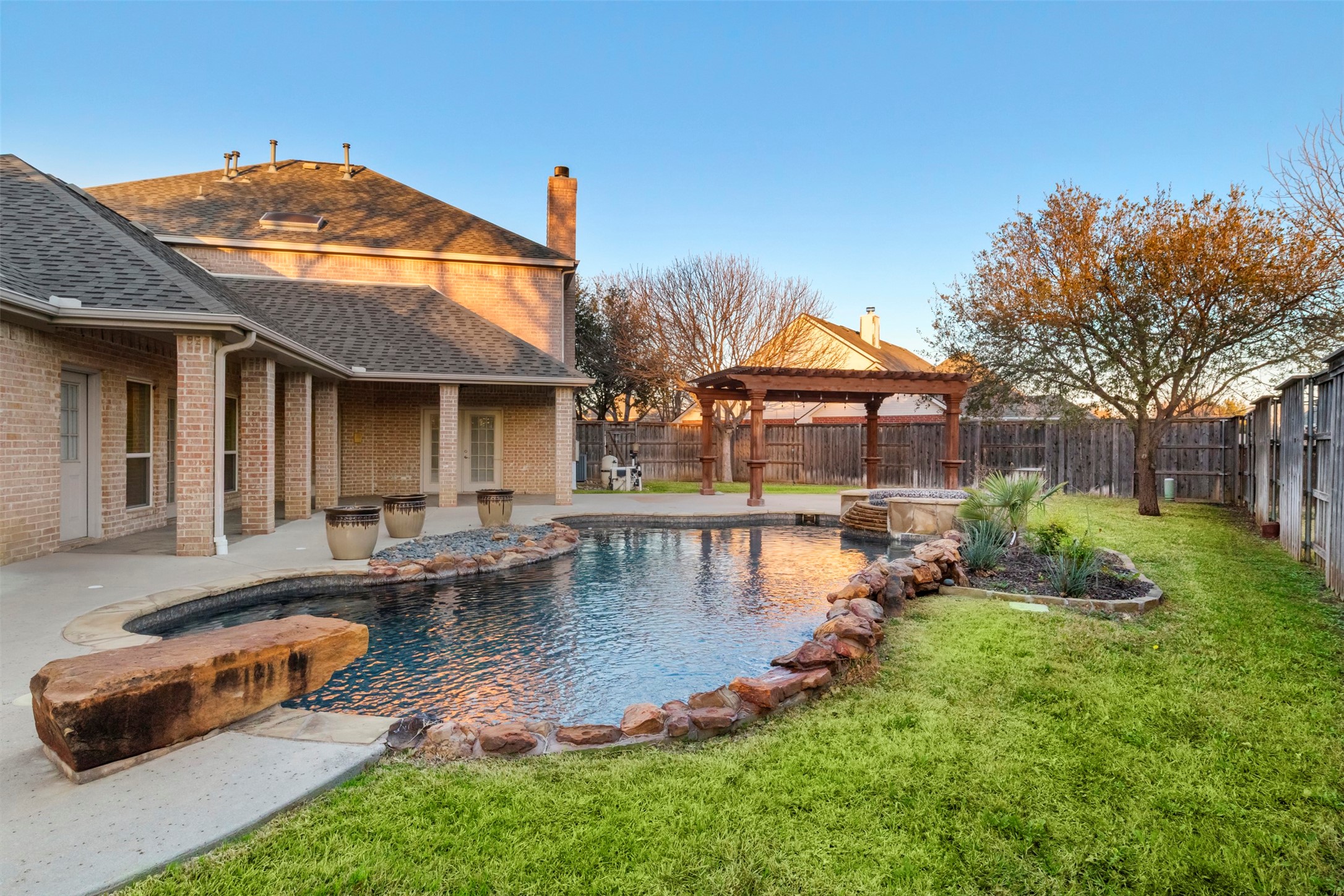 7804 Baywood Court