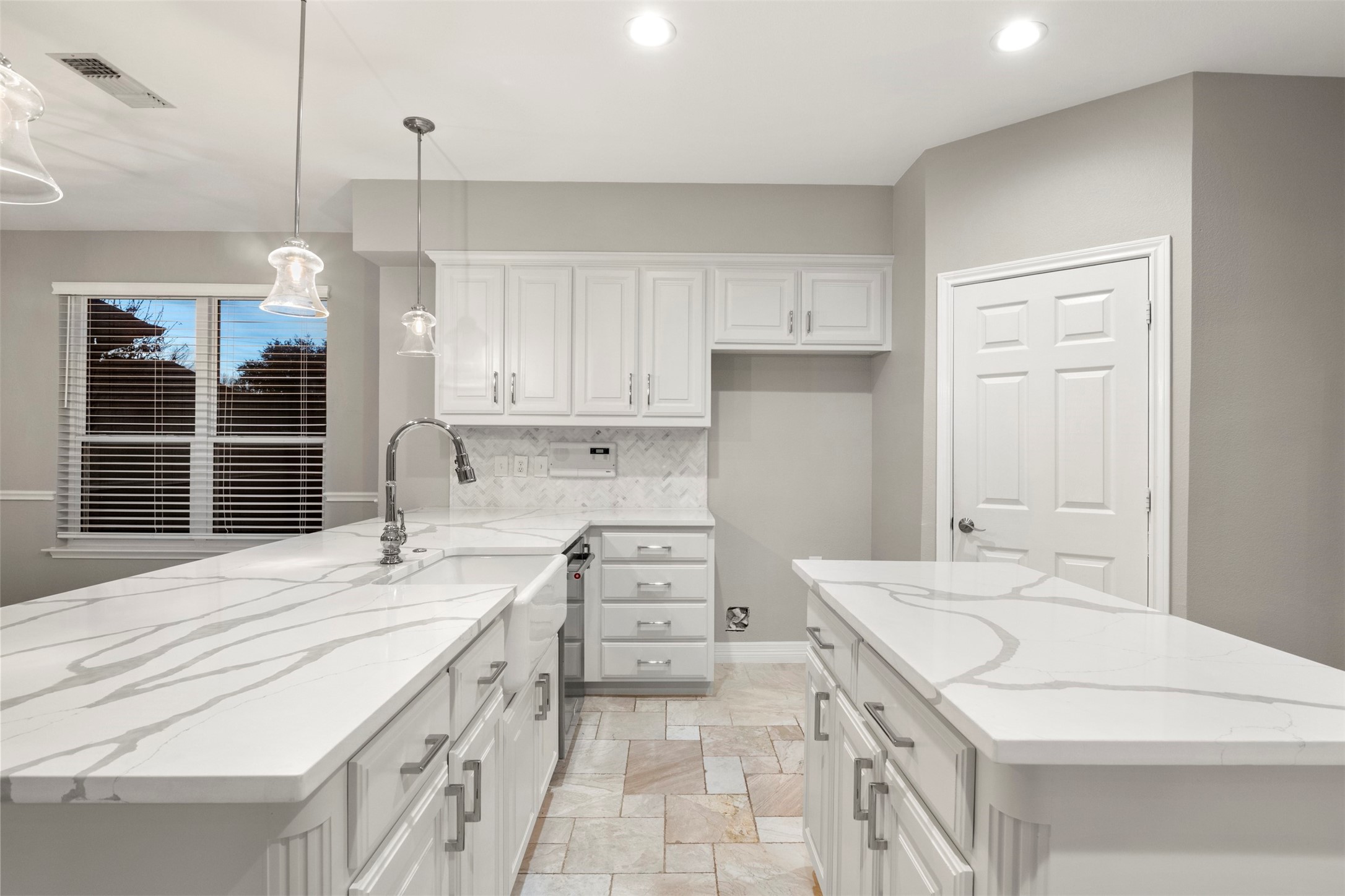 7804 Baywood Court
