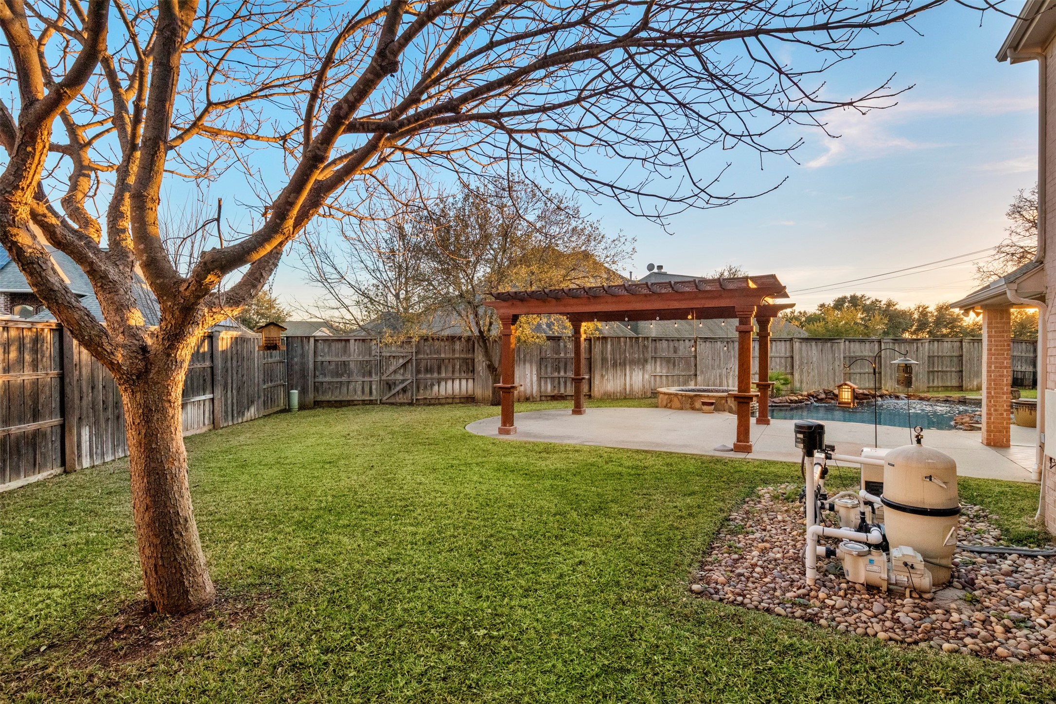 7804 Baywood Court