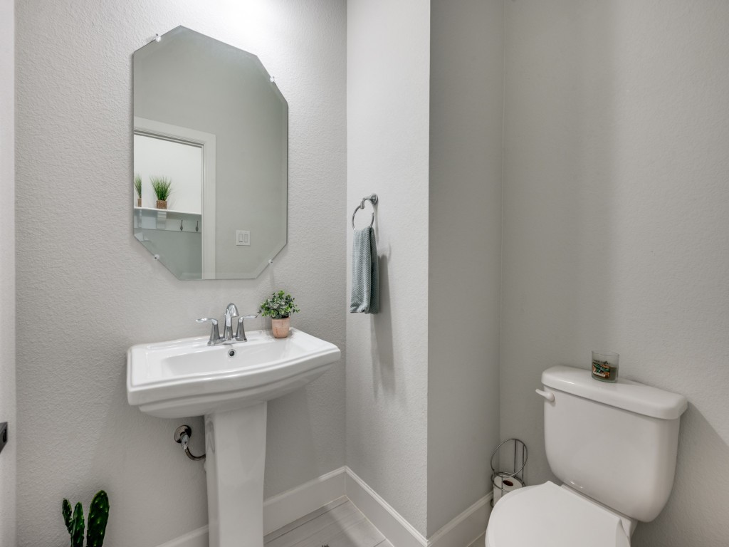 1044 Myers Park Trail