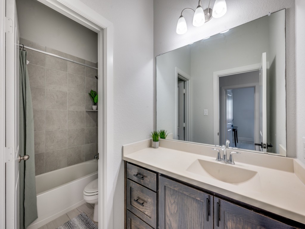 1044 Myers Park Trail