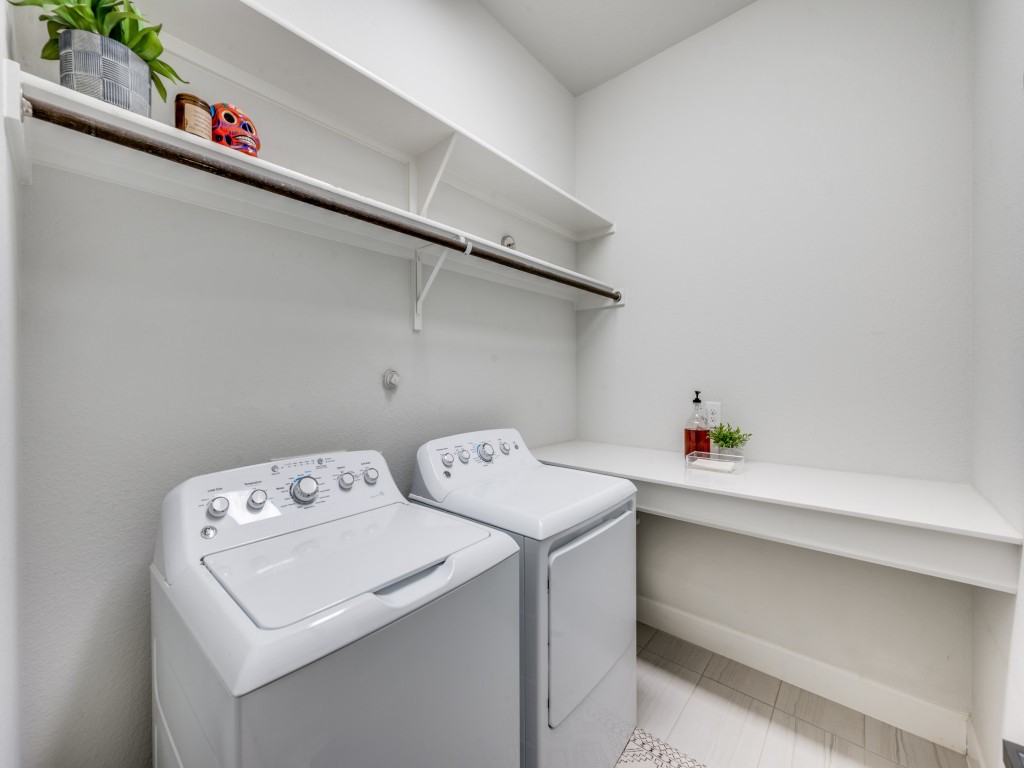 1044 Myers Park Trail