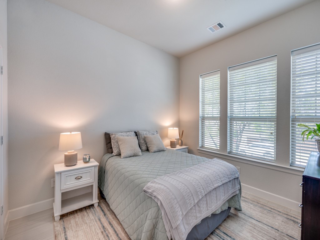 1044 Myers Park Trail