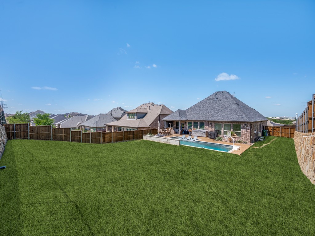 1044 Myers Park Trail