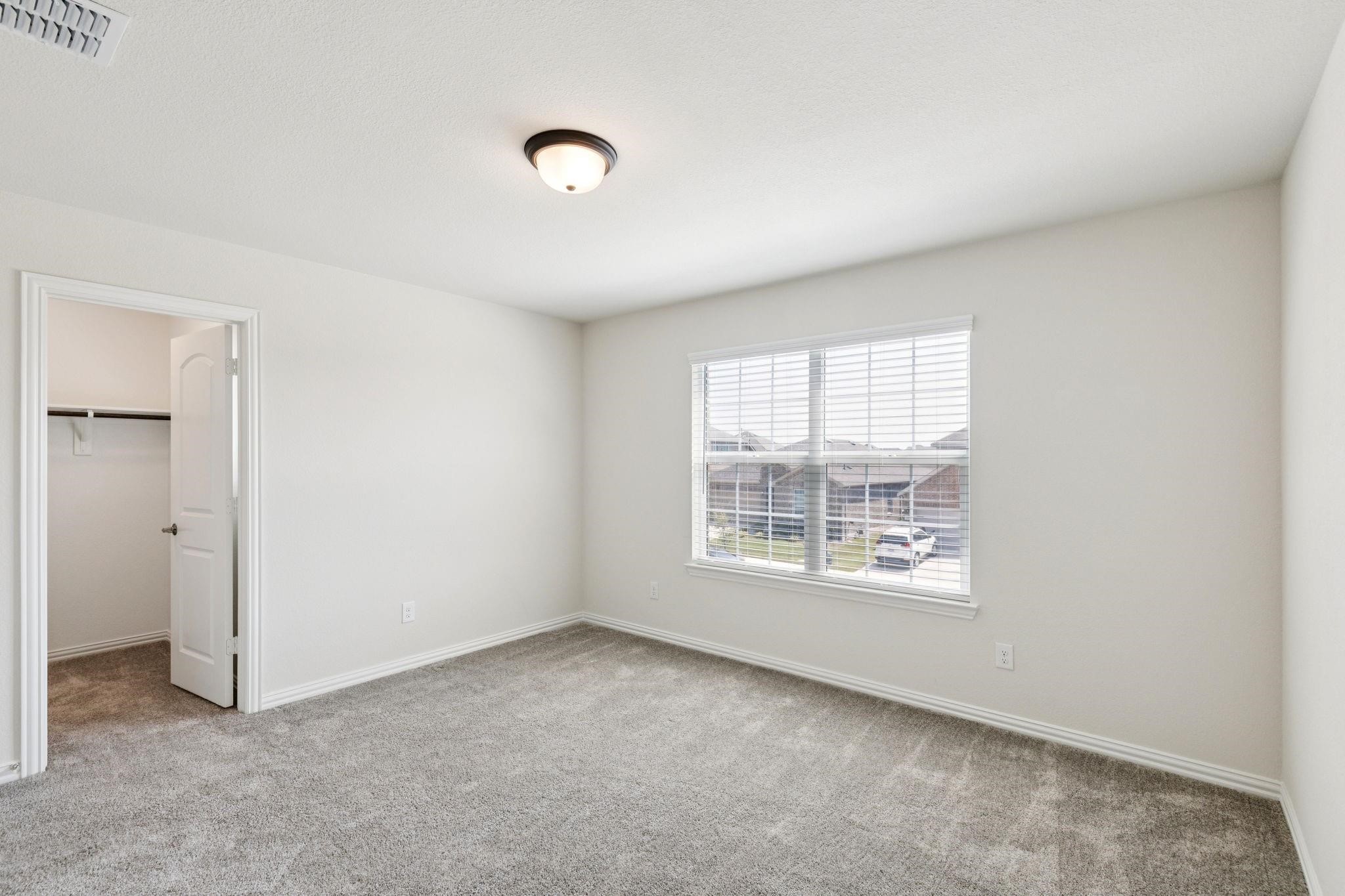 2412 Rooster Lane