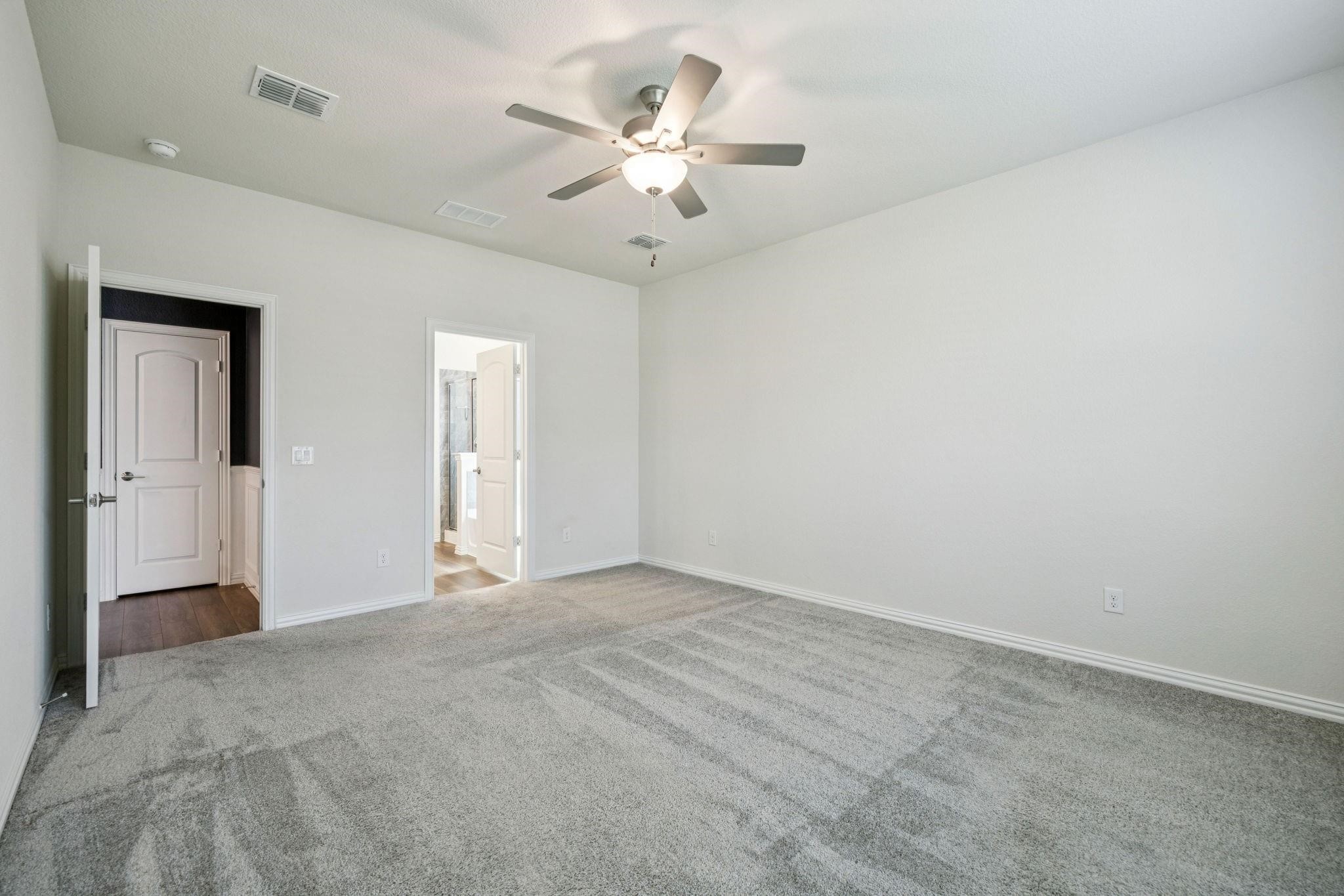 2412 Rooster Lane