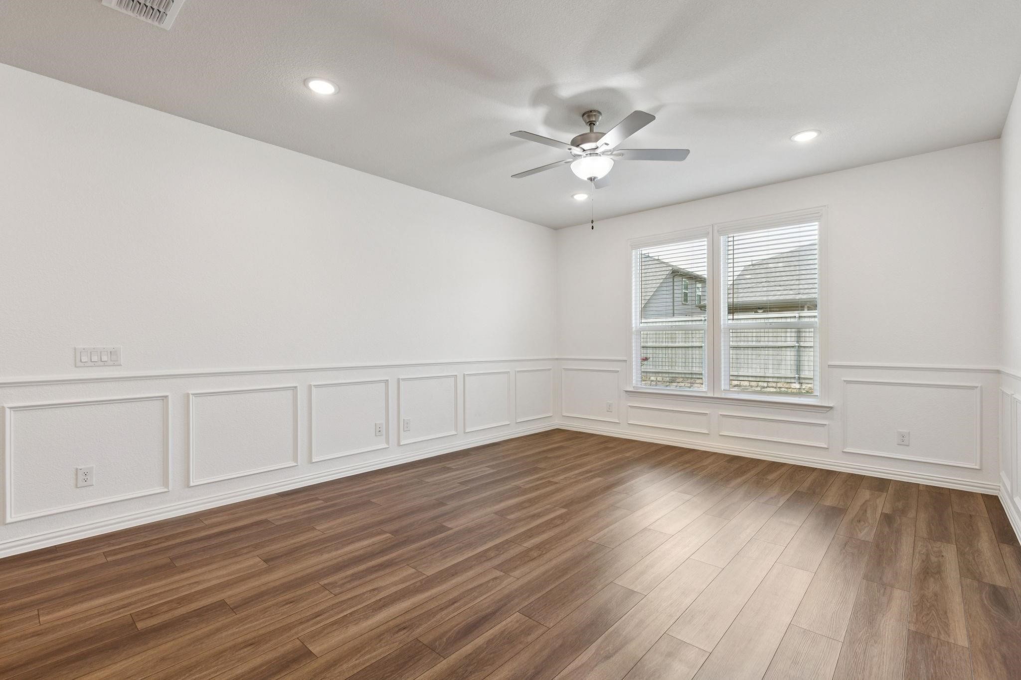 2412 Rooster Lane