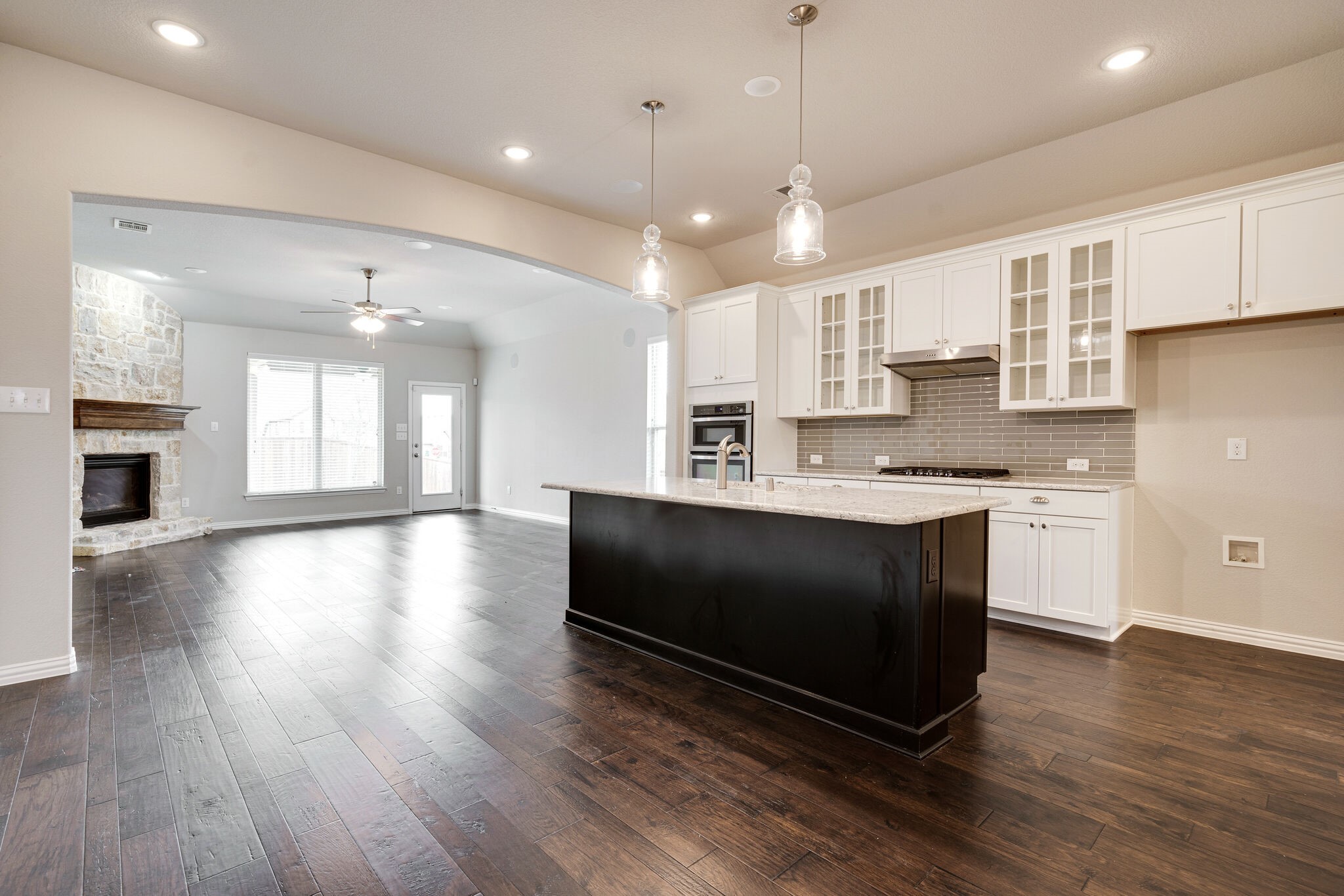 1537 Eagleton Lane