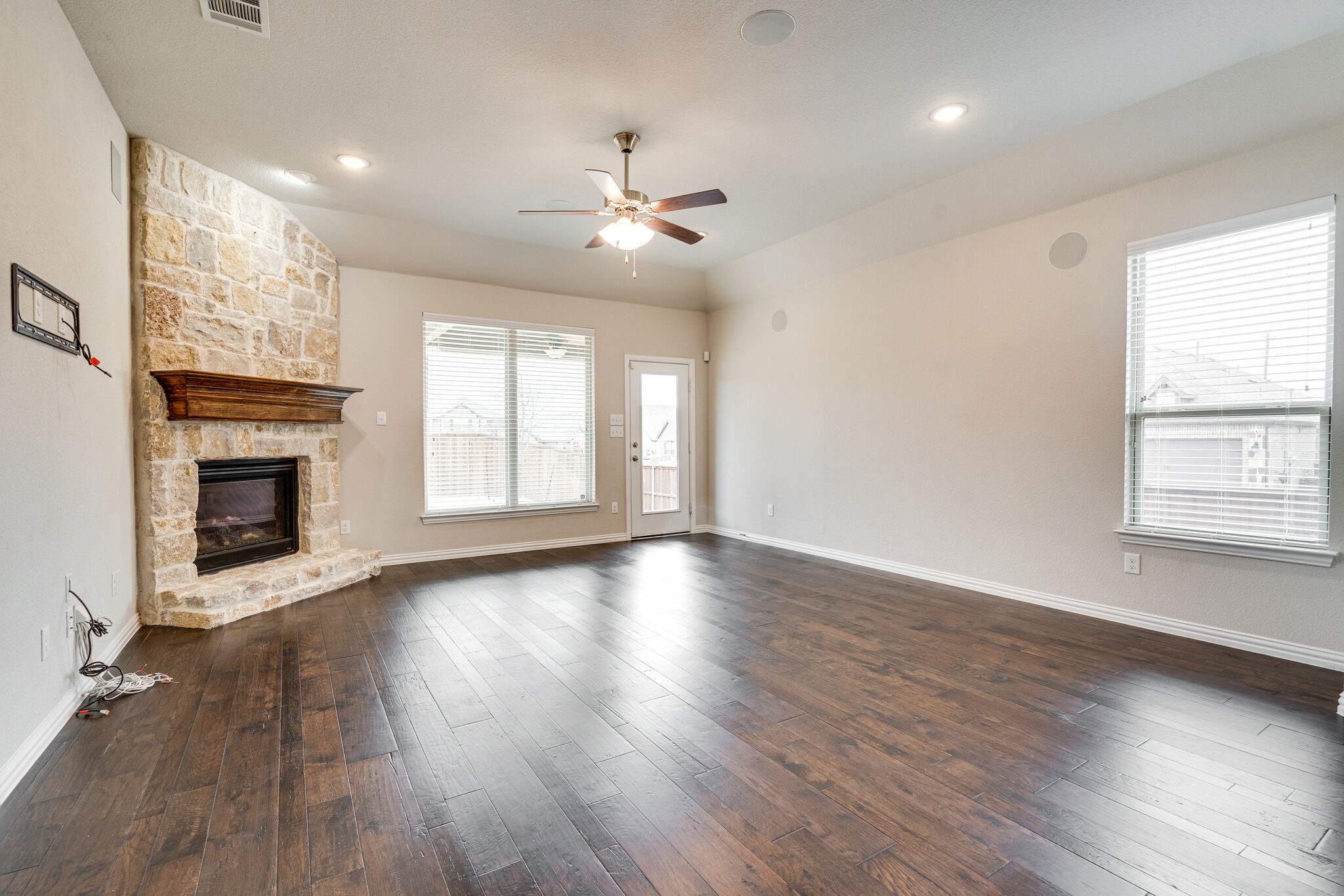 1537 Eagleton Lane