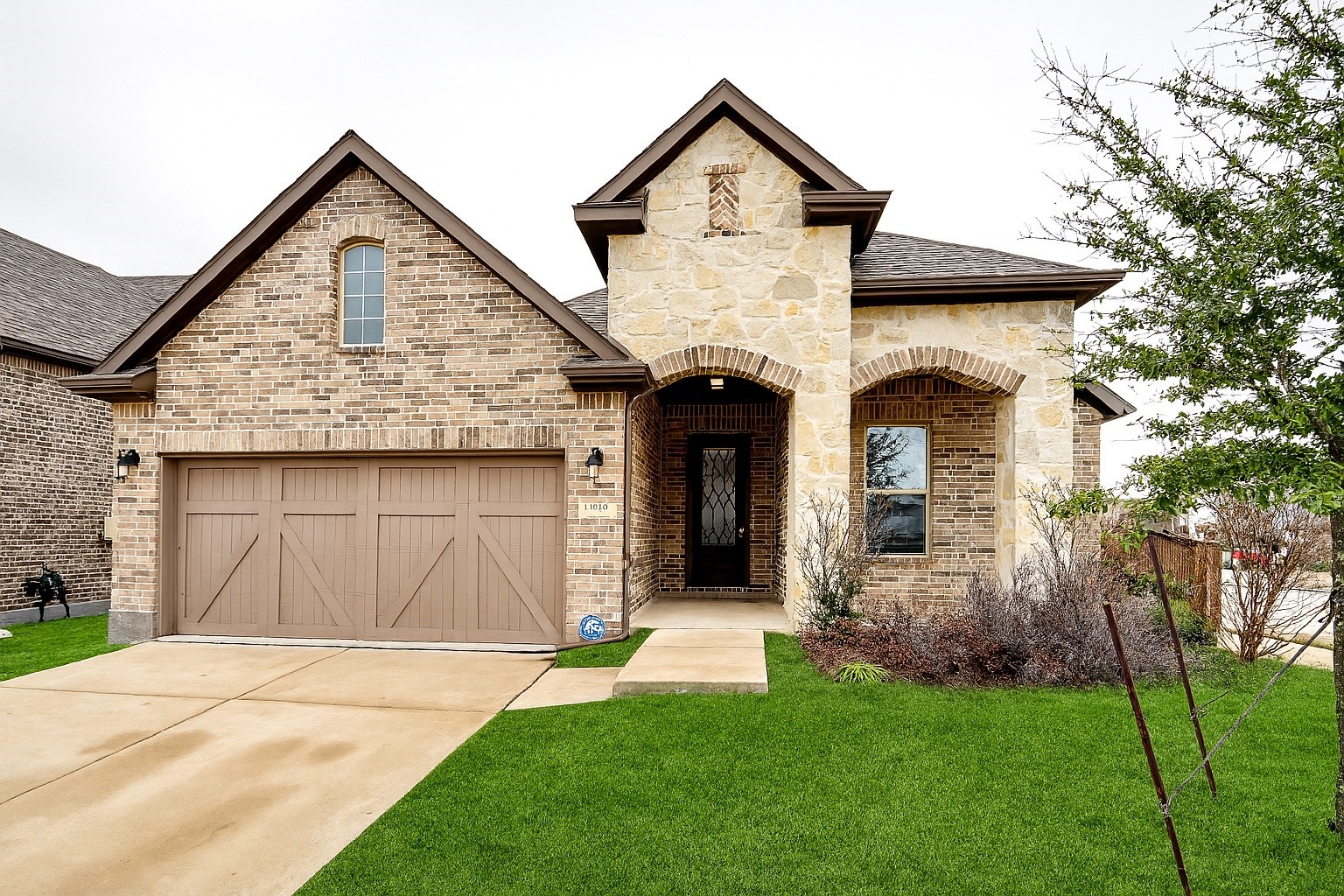 1537 Eagleton Lane