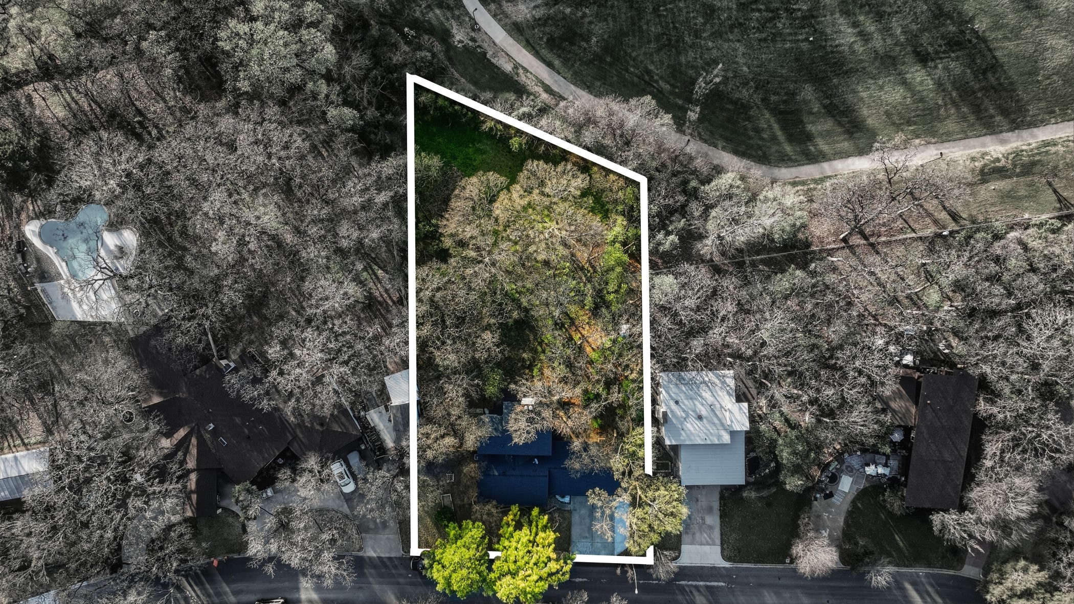 809 Cardinal Circle