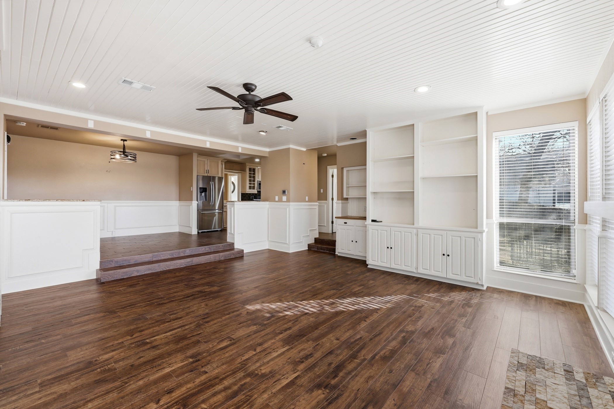 809 Cardinal Circle