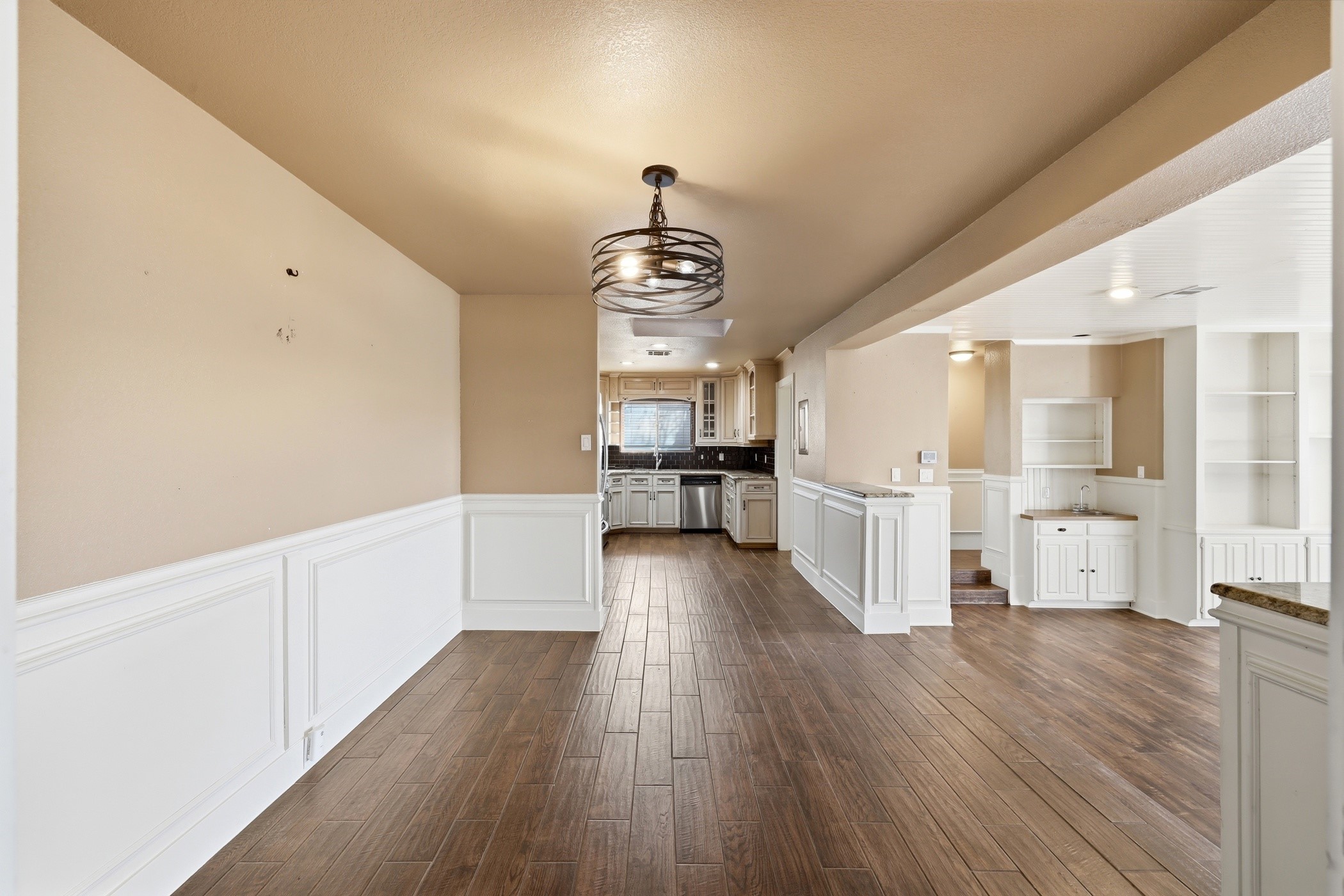 809 Cardinal Circle