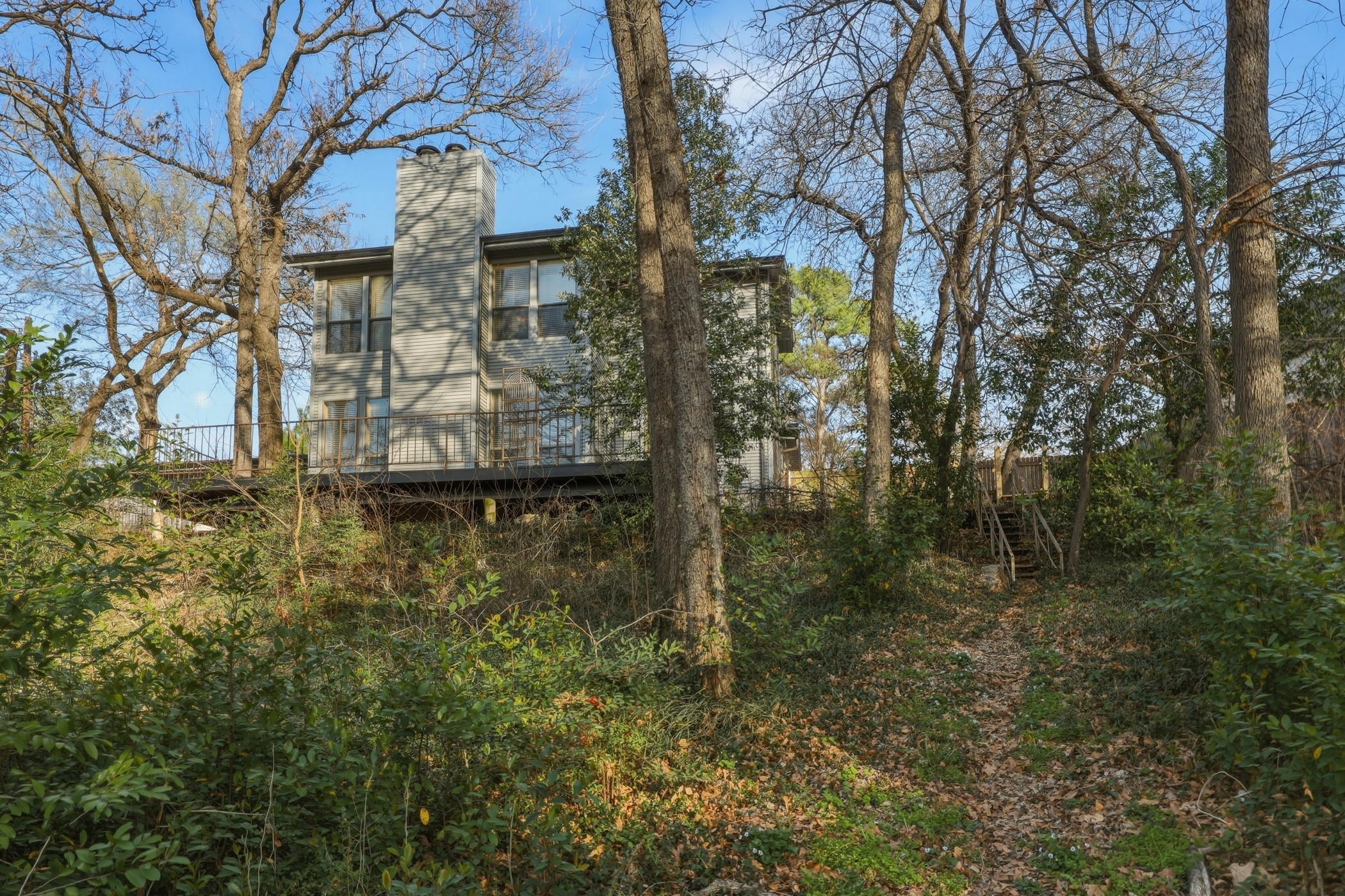 809 Cardinal Circle