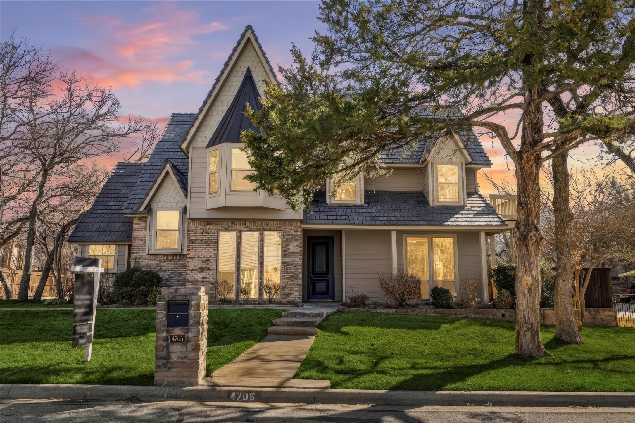 4705 Villa Vera Drive