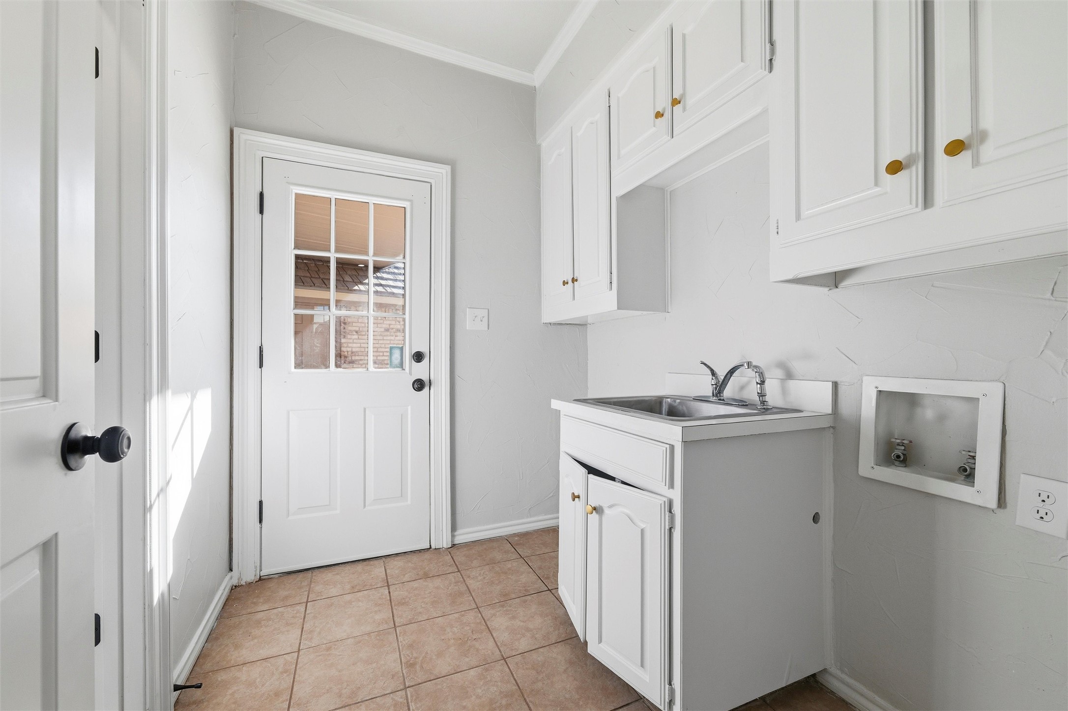 4705 Villa Vera Drive