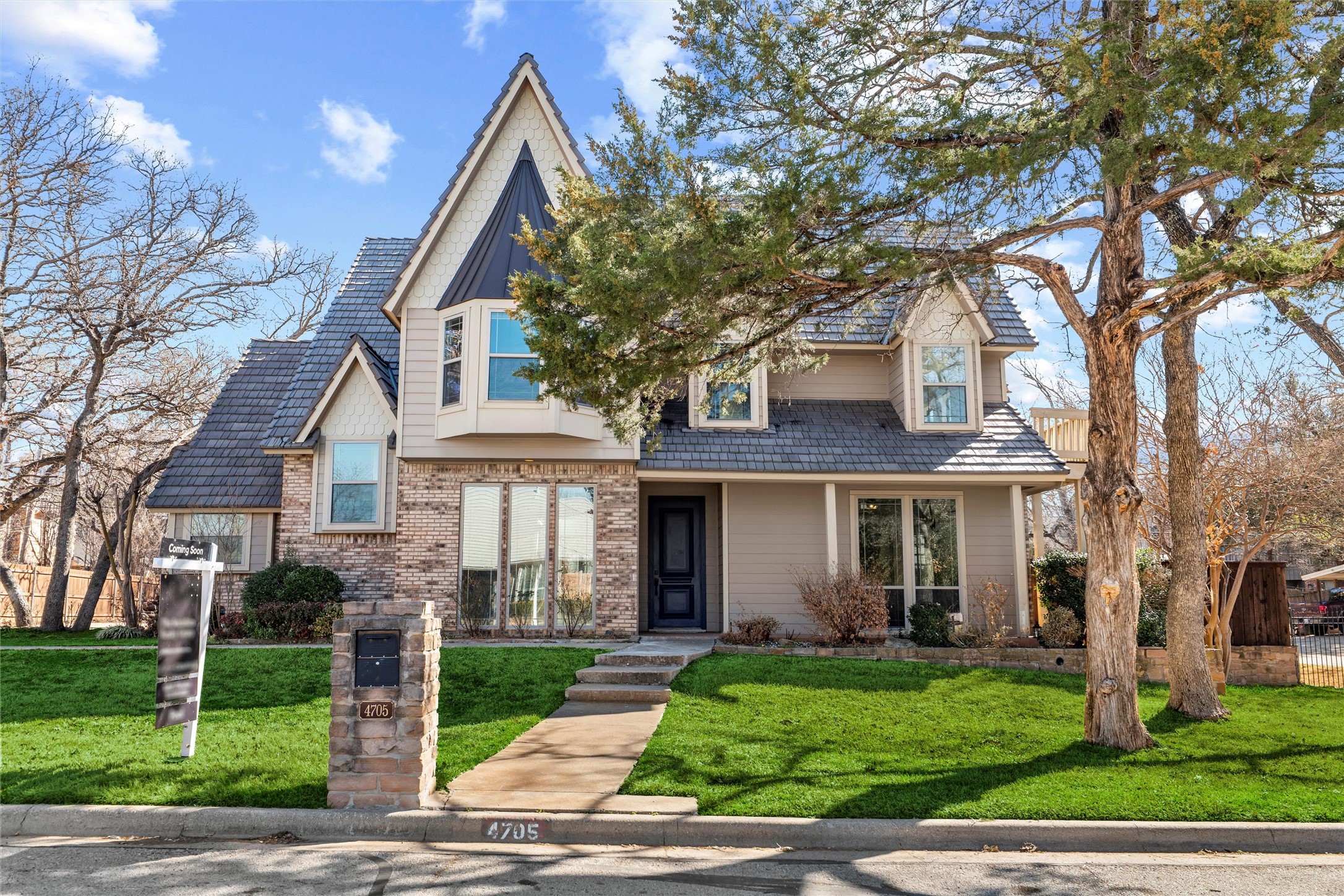 4705 Villa Vera Drive