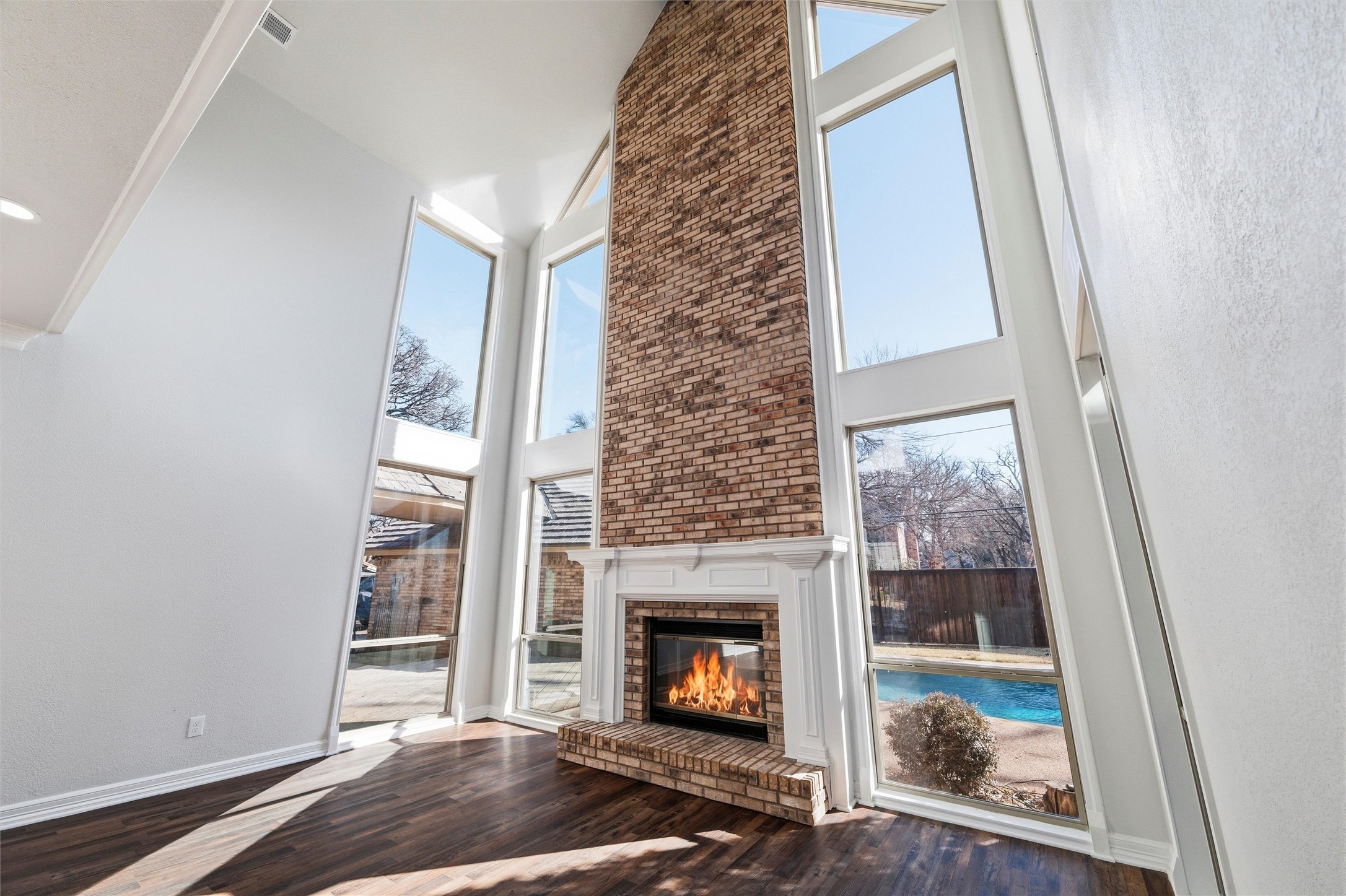 4705 Villa Vera Drive