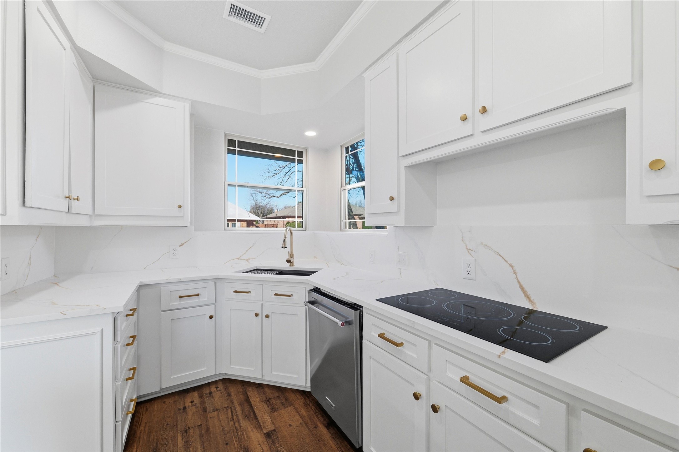 4705 Villa Vera Drive