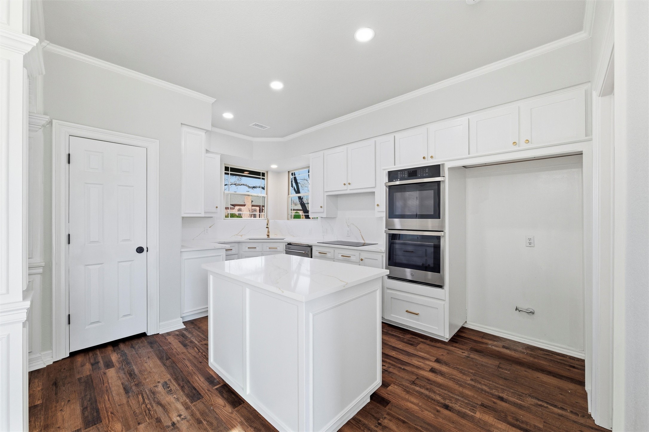 4705 Villa Vera Drive
