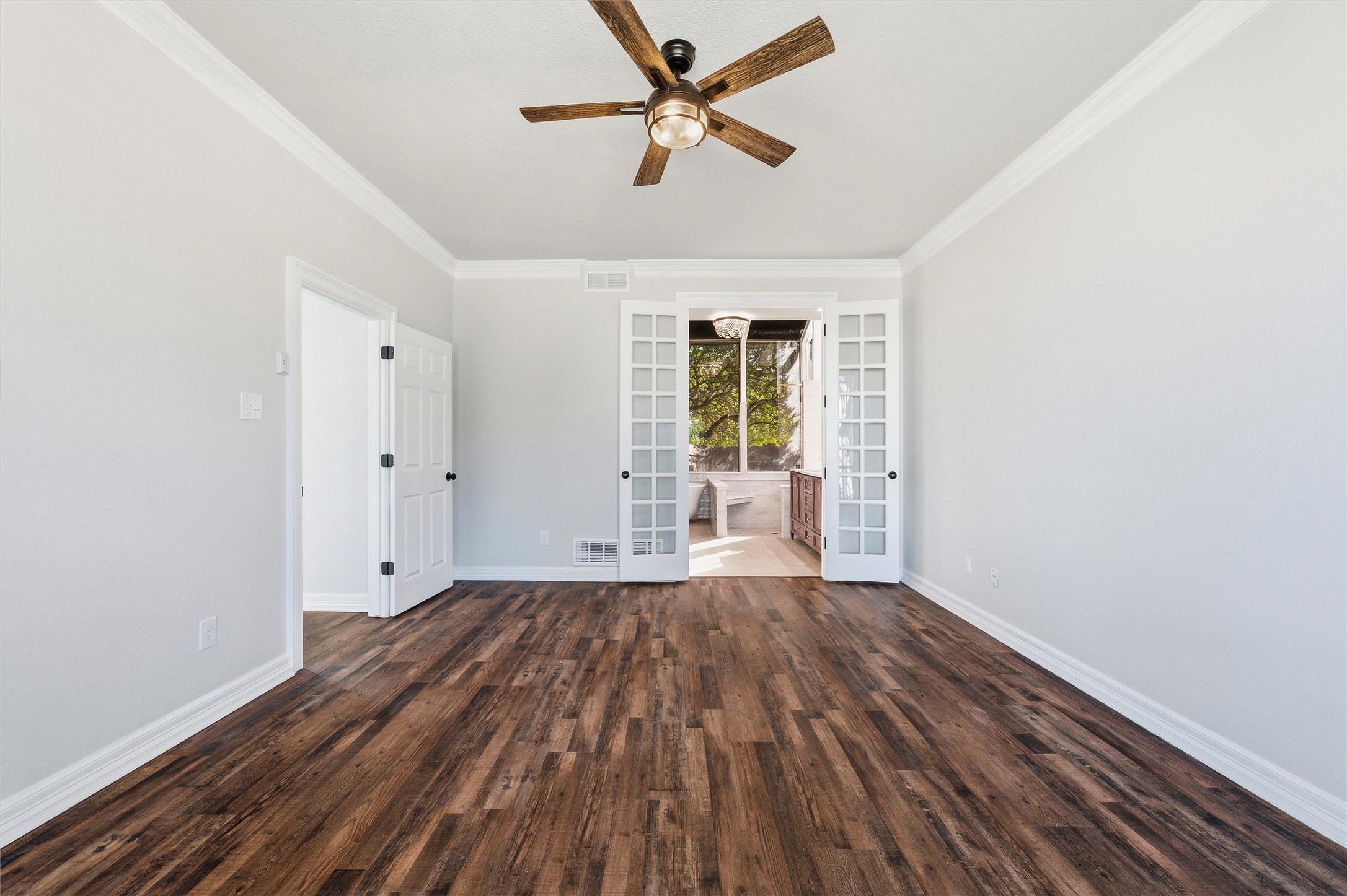 4705 Villa Vera Drive