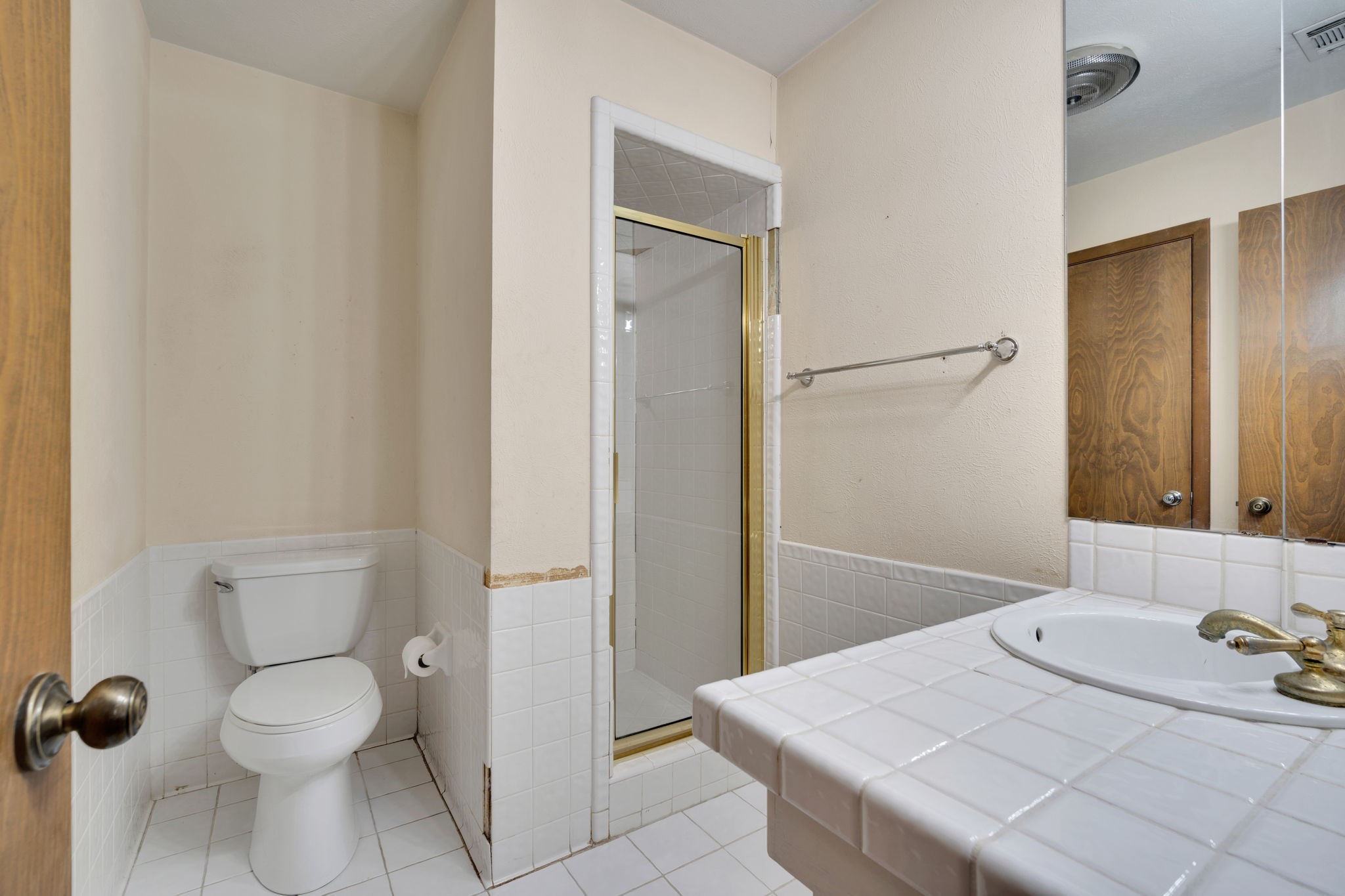 1105 Greenbriar Lane