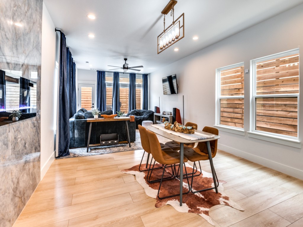 1960 Toronto Street