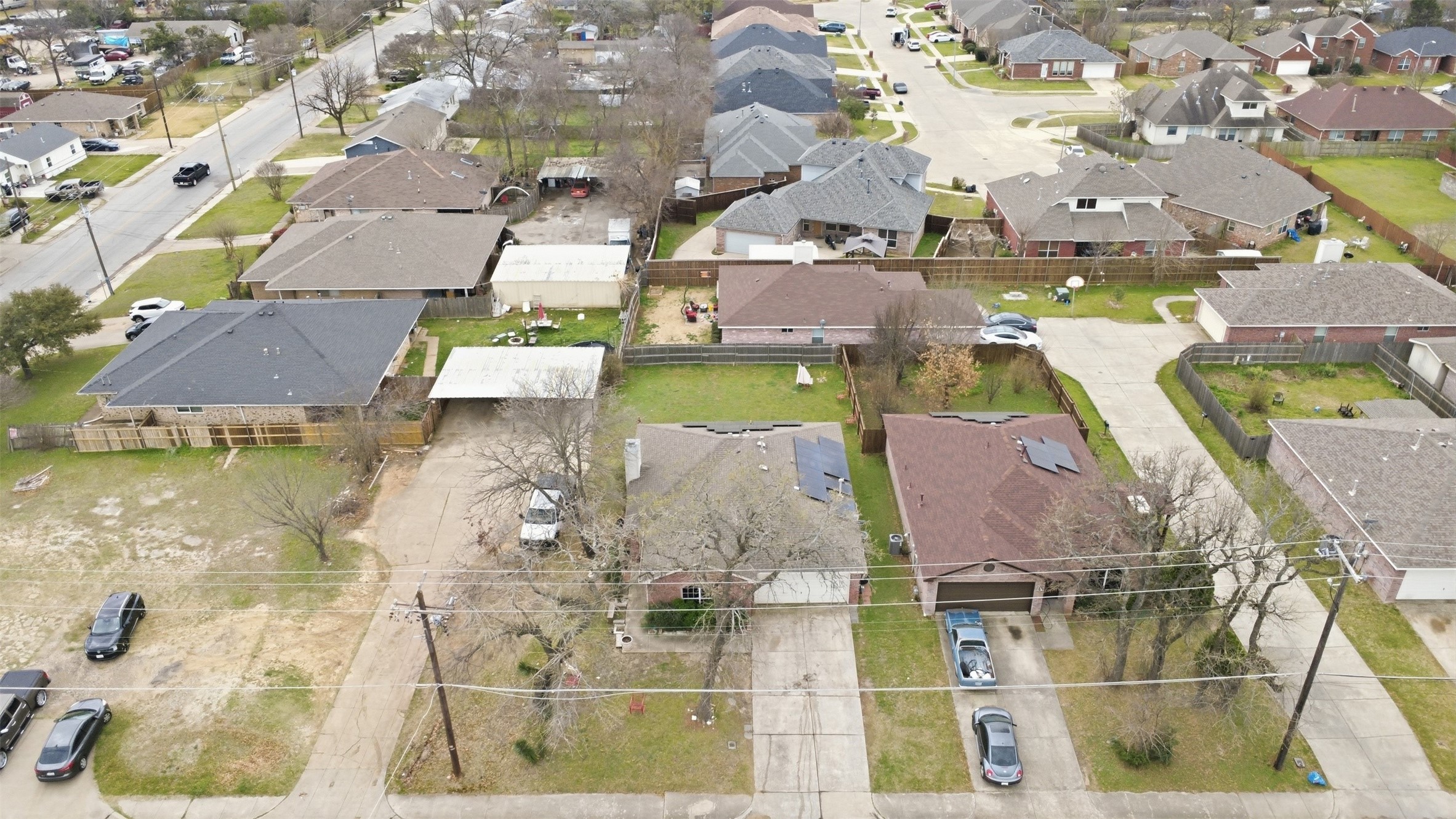 606 W 6th Street