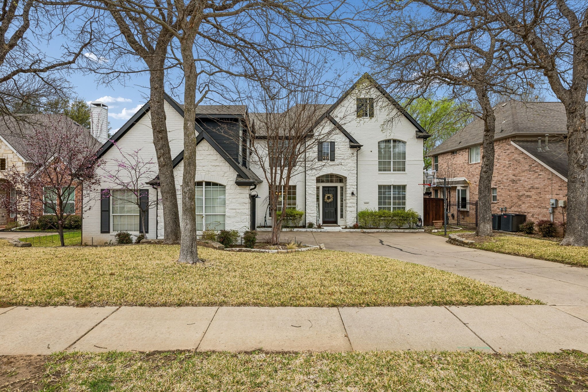 808 Edgewood Drive