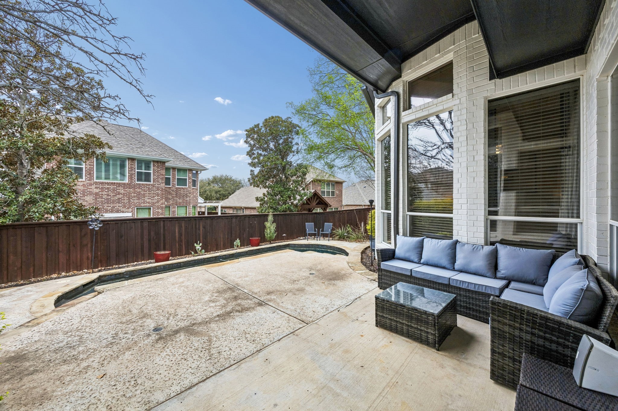 808 Edgewood Drive