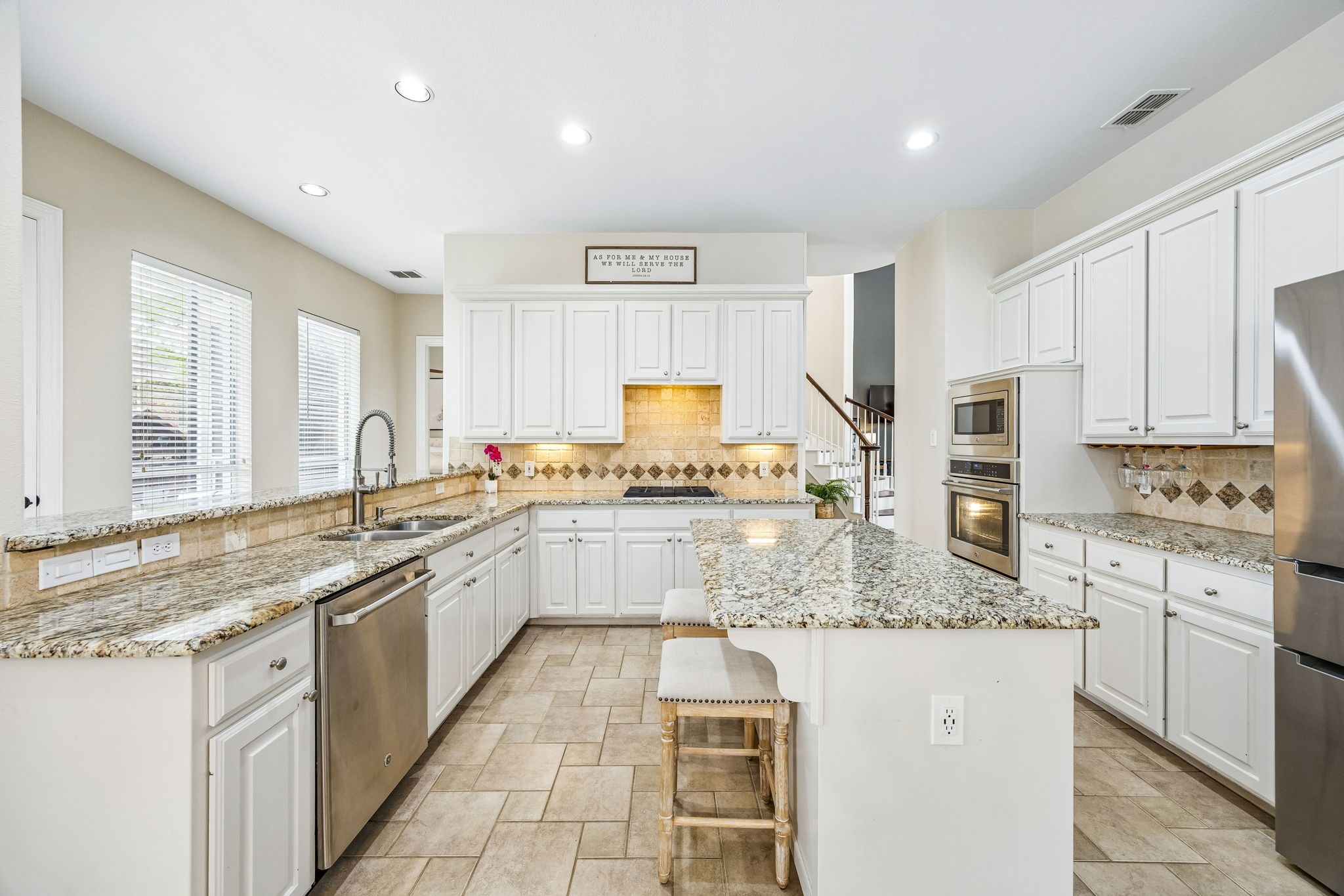 808 Edgewood Drive