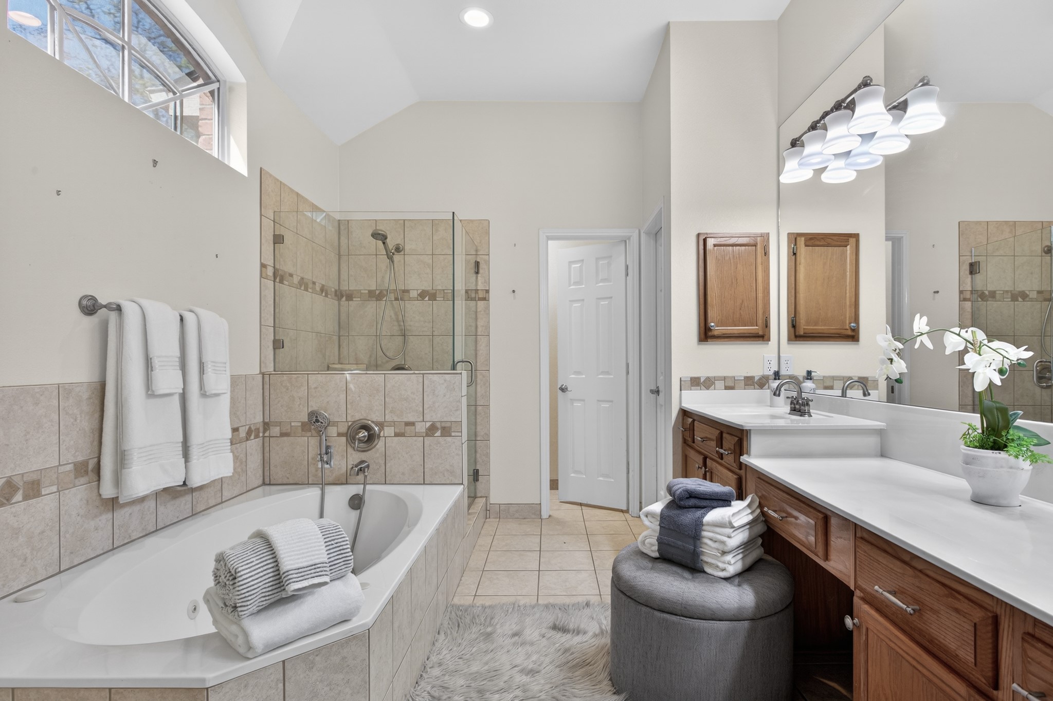 1408 Hamilton Drive