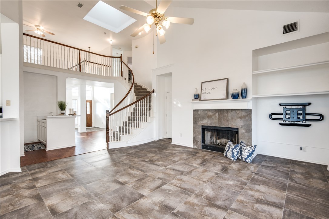 1332 Breanna Way