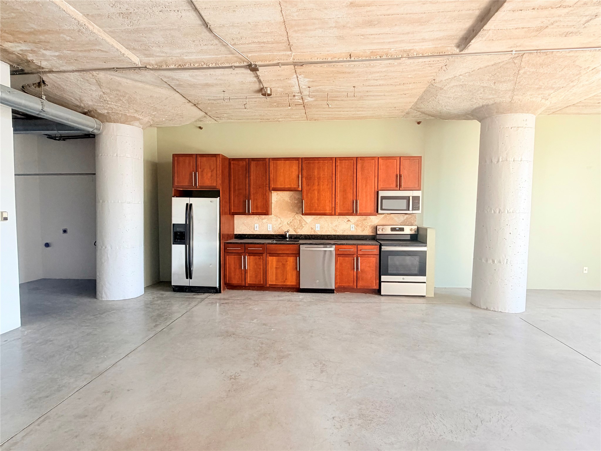 1122 Jackson Street 802
