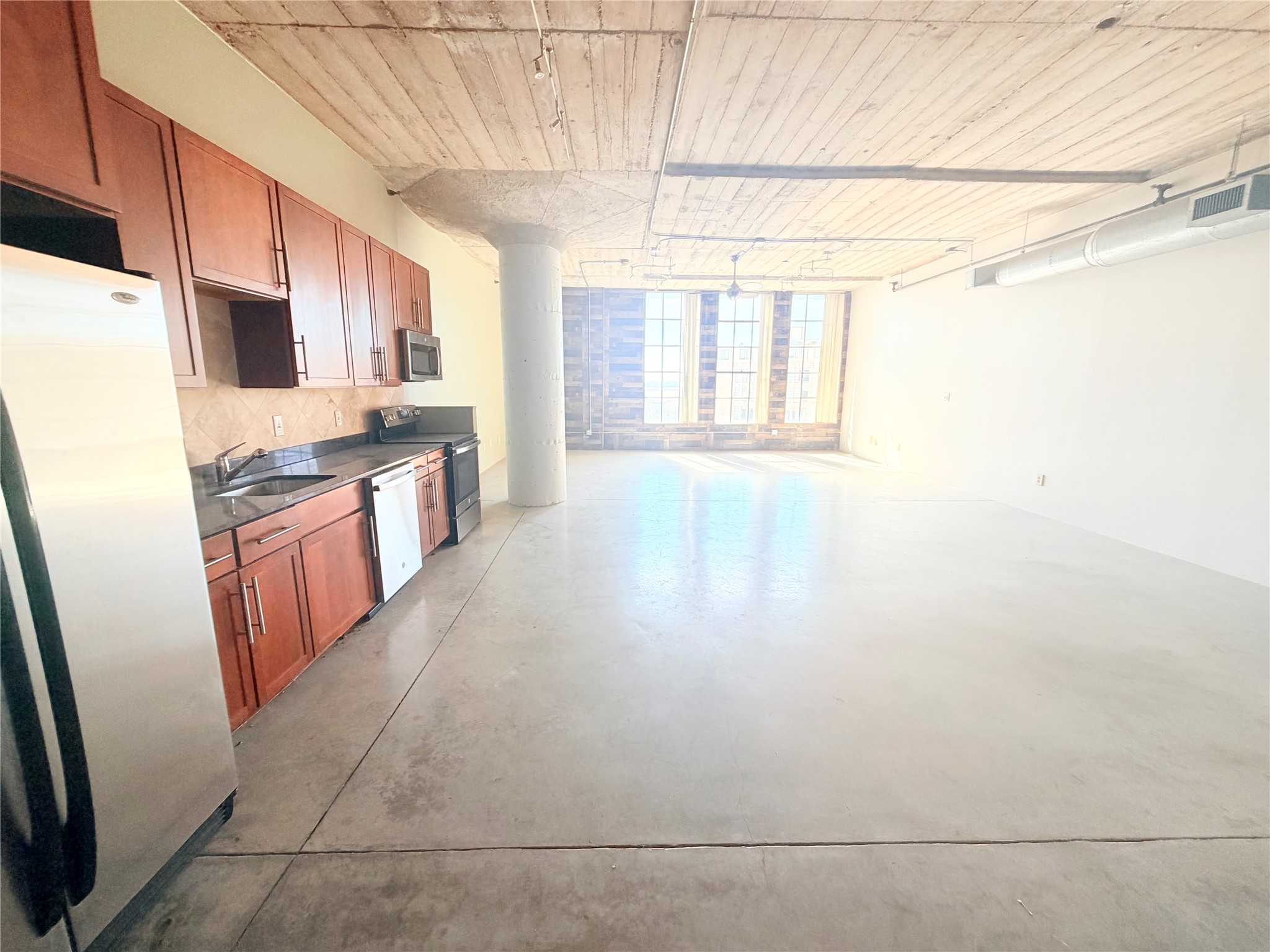 1122 Jackson Street 802