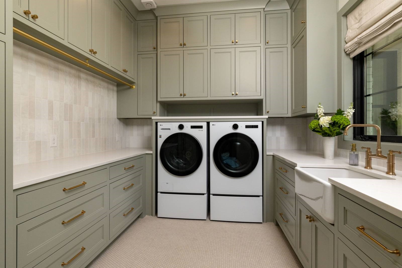 1412 Chelsea Rae Lane