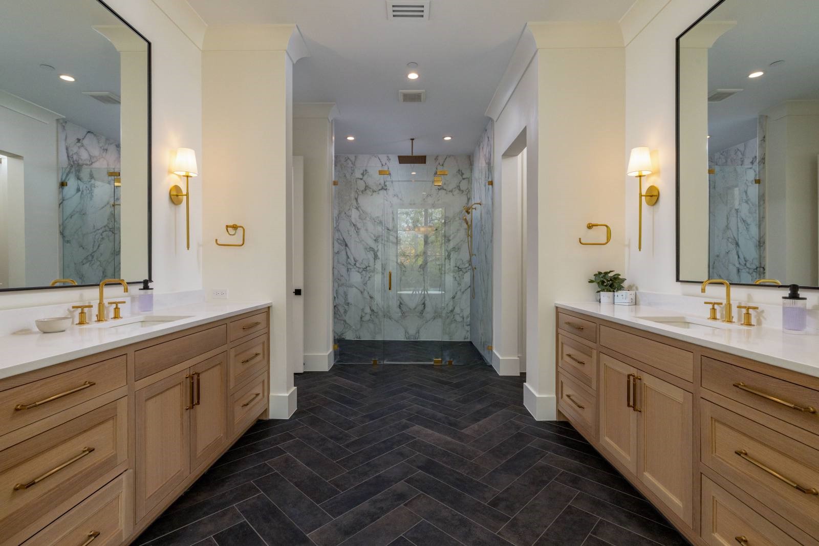 1412 Chelsea Rae Lane