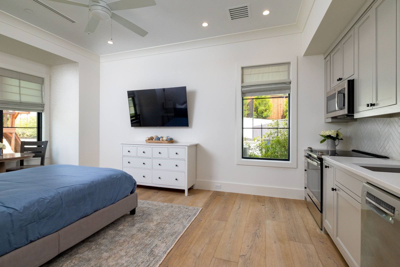 1412 Chelsea Rae Lane