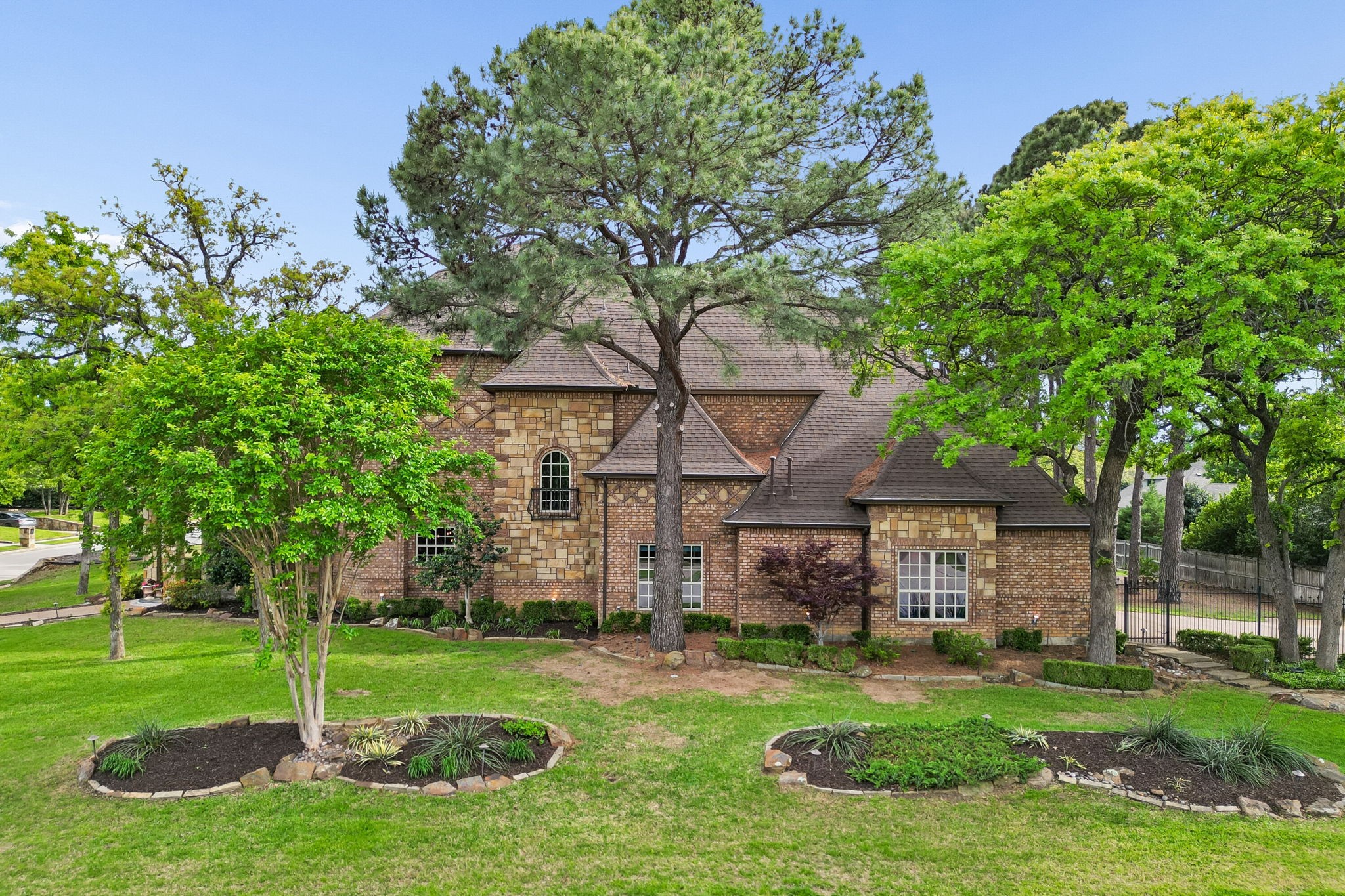 1728 Biltmore Drive