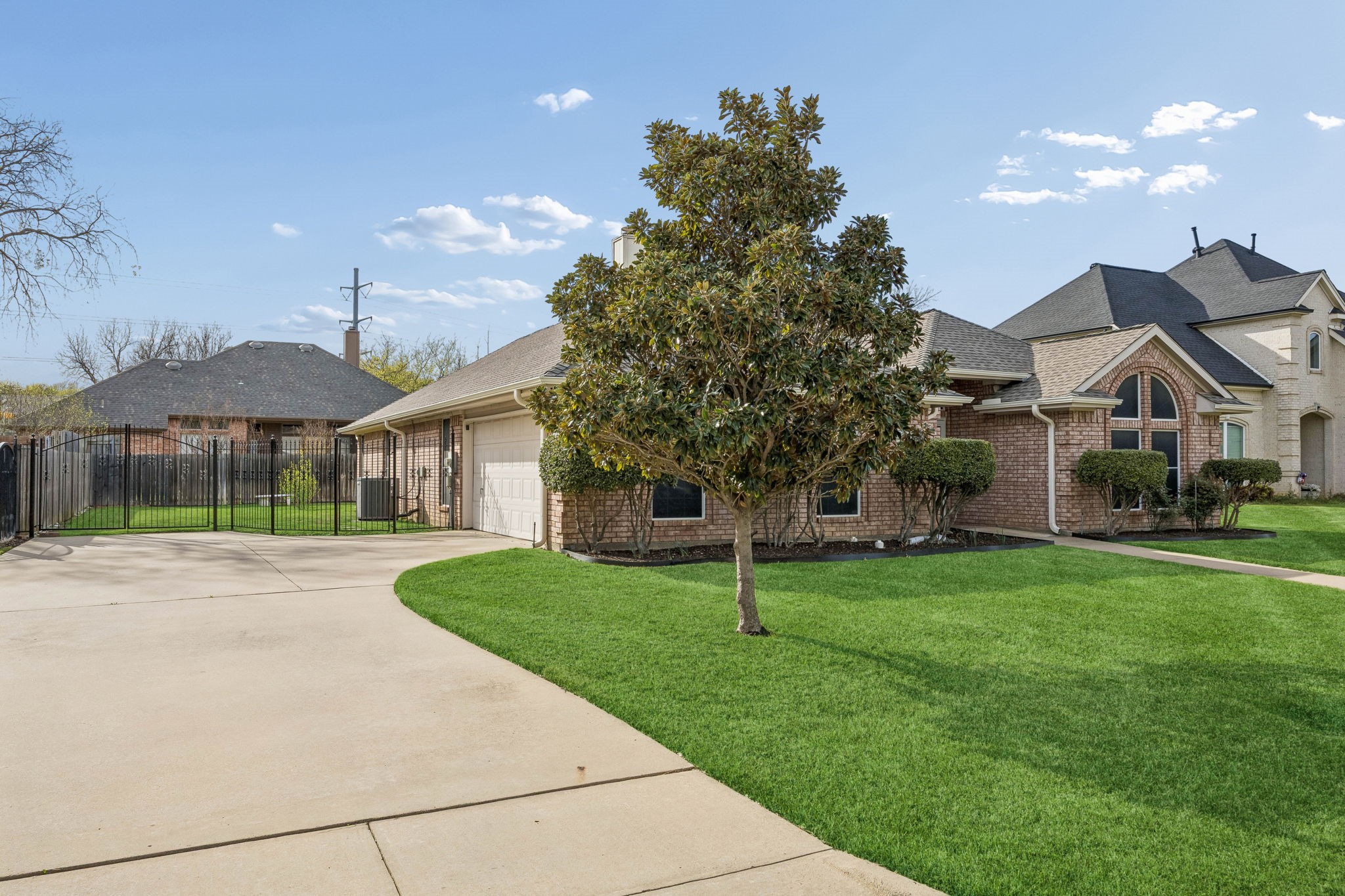 2741 Naples Drive