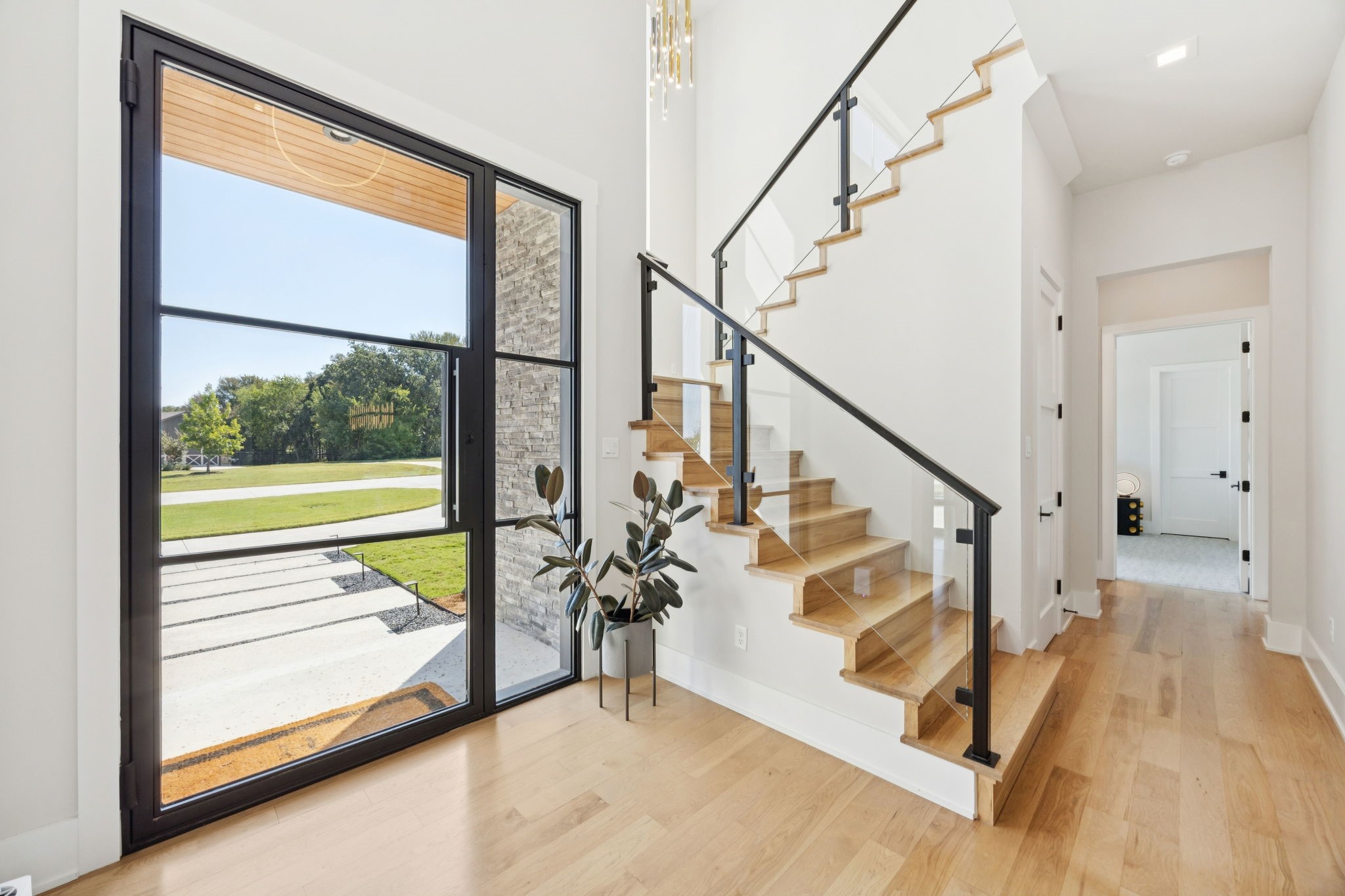 1835 Creekview Court