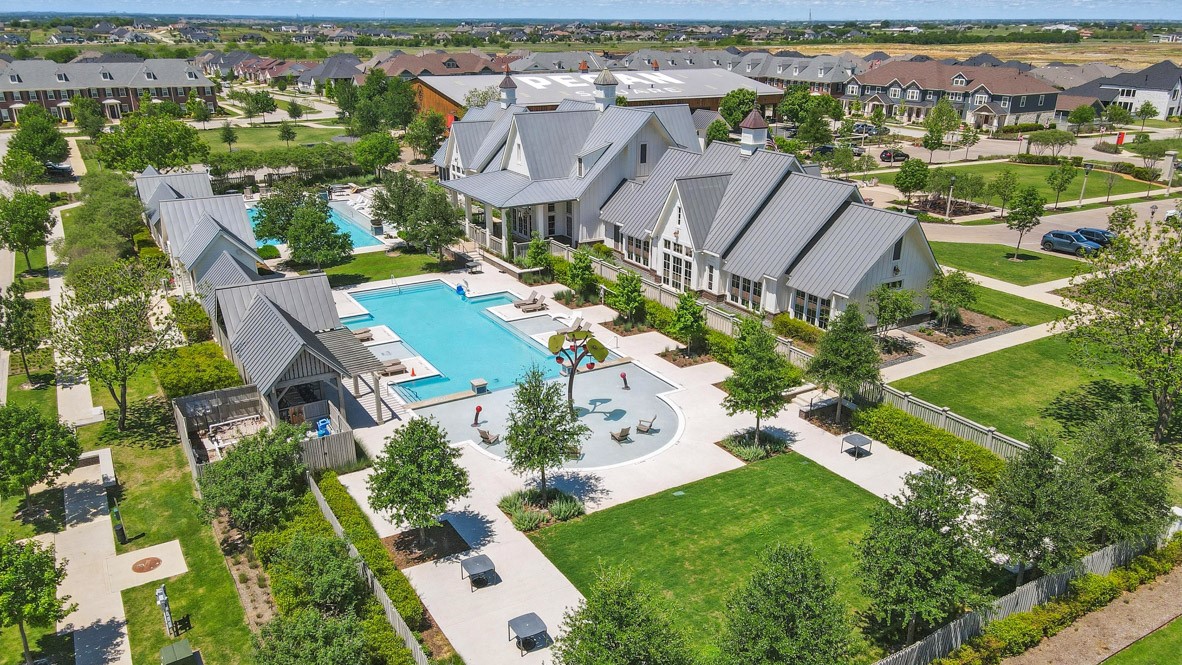 601 N Pecan Parkway