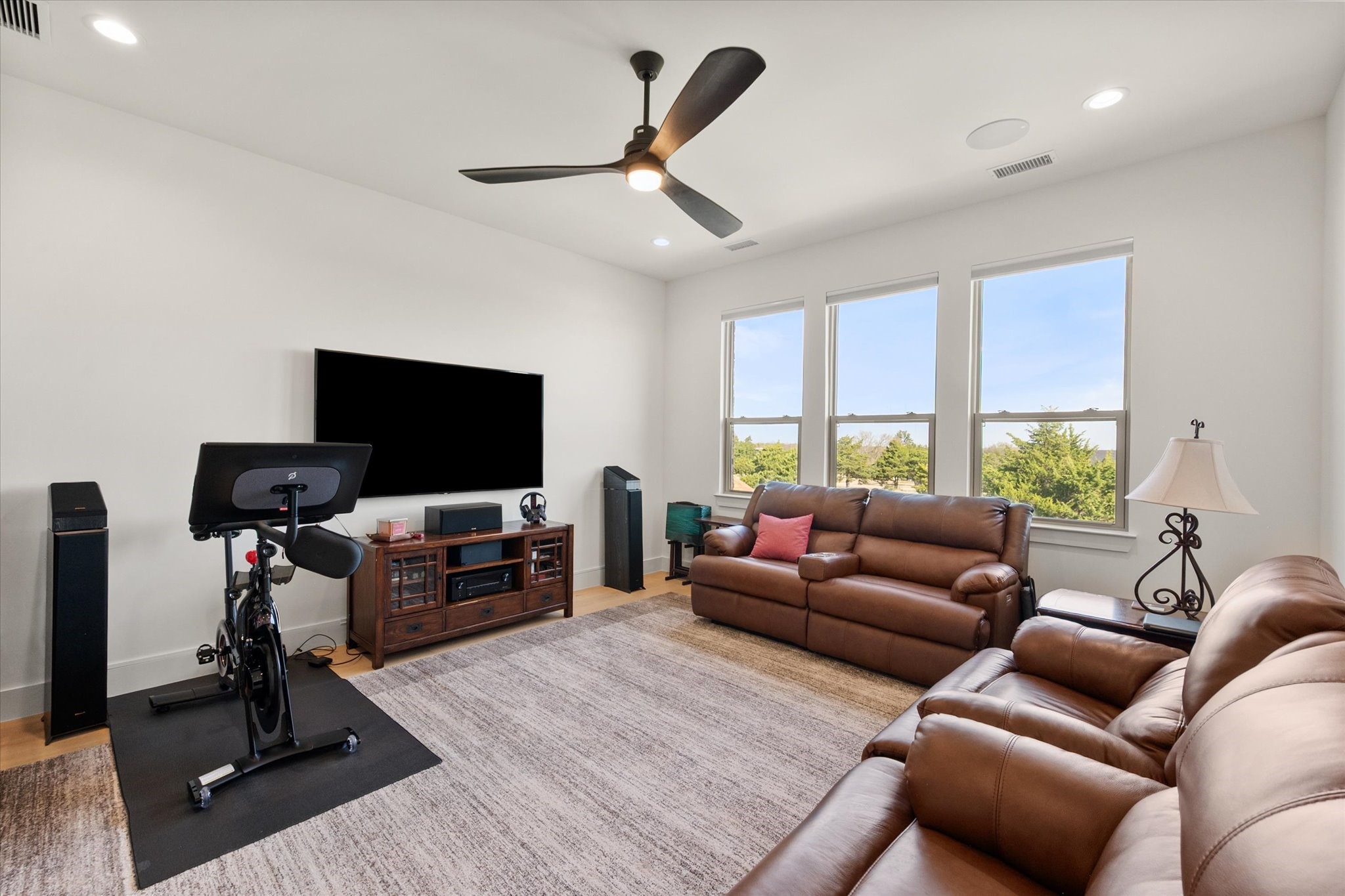4031 Azalea Way