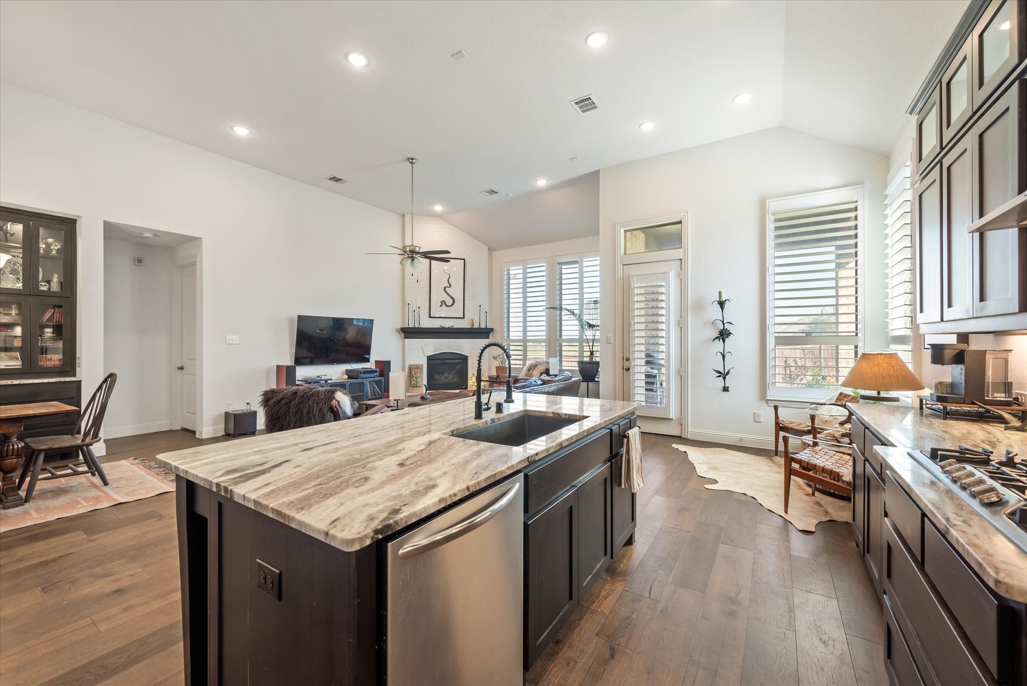 1524 Everitt Trail