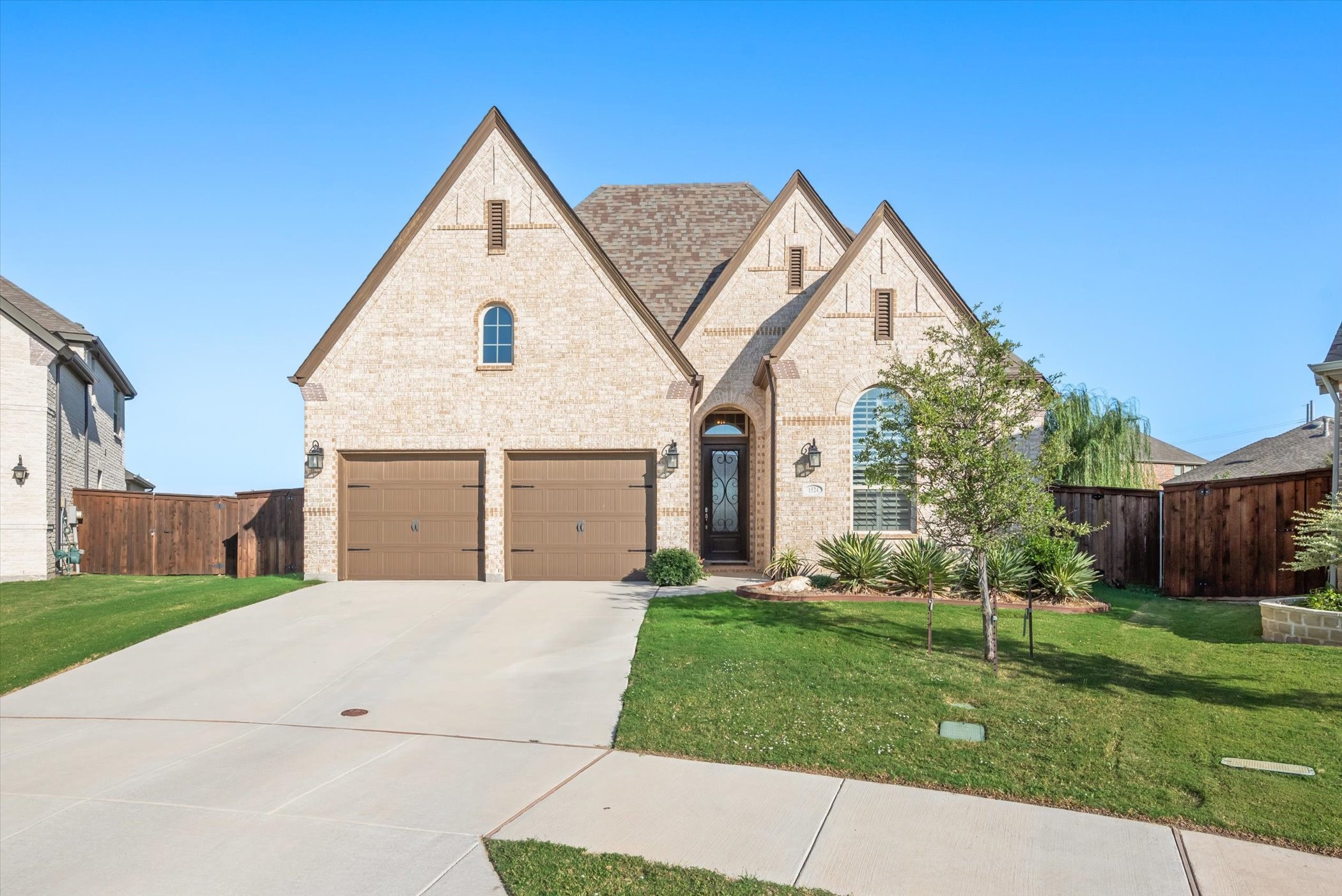 1524 Everitt Trail