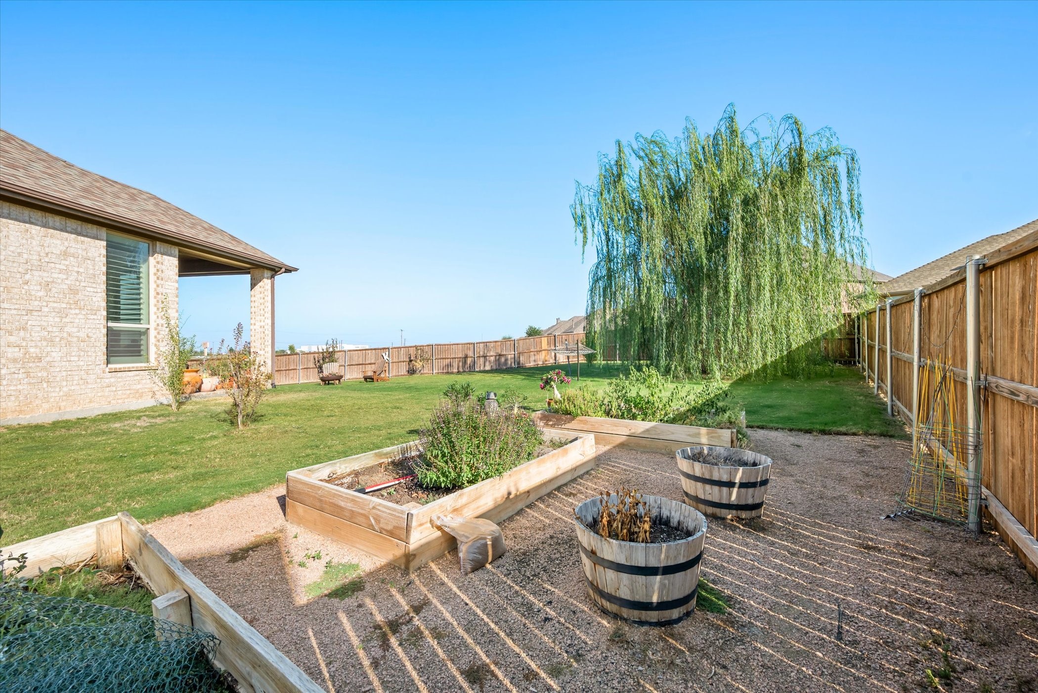 1524 Everitt Trail